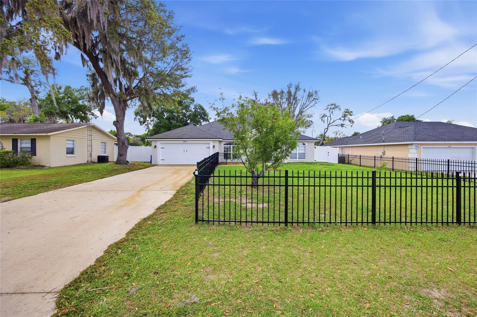 Image 3 of 30 For 10058 105th Place