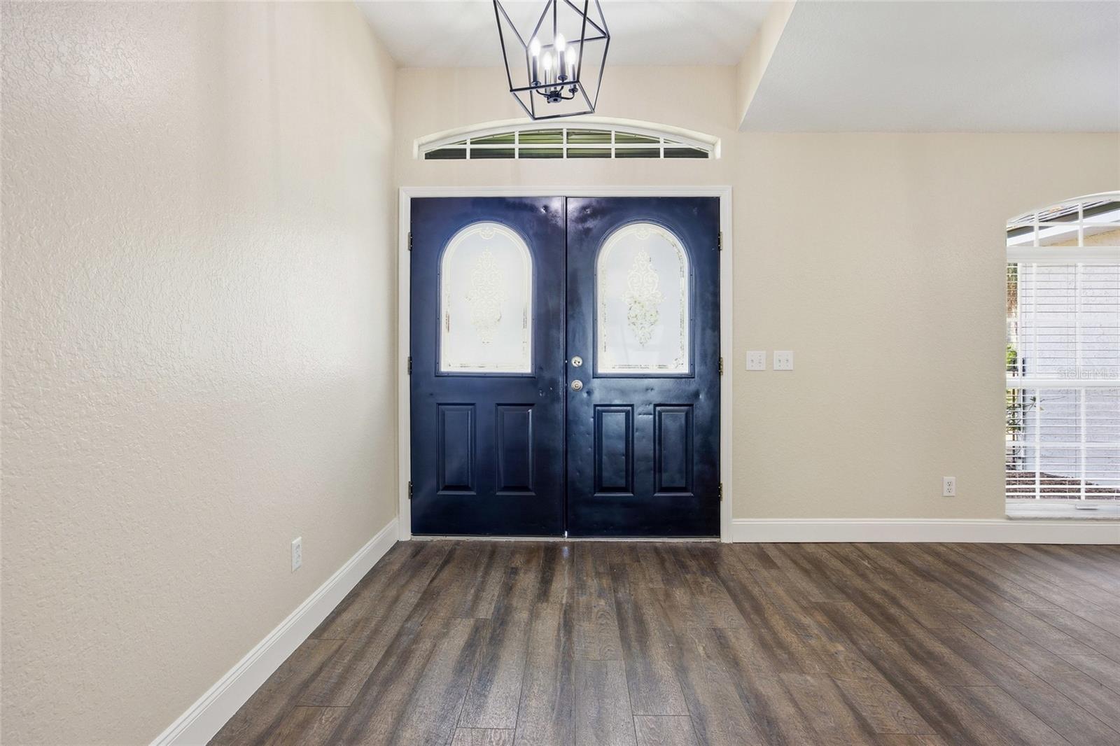 Image 4 of 30 For 10058 105th Place