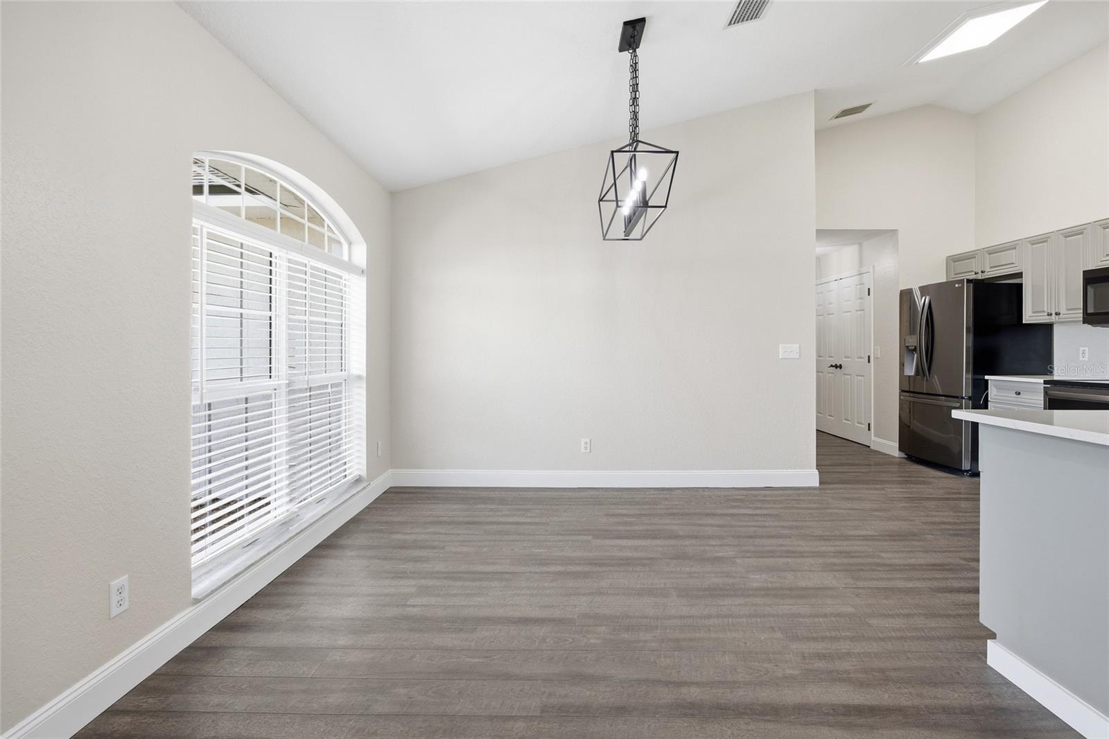 Image 5 of 30 For 10058 105th Place