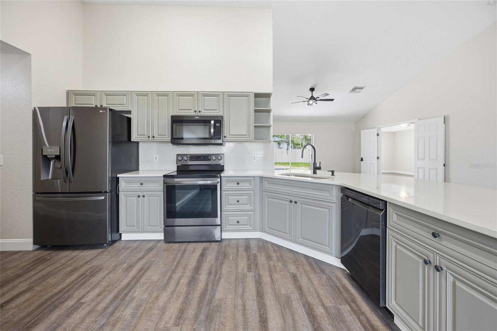 Image 7 of 30 For 10058 105th Place