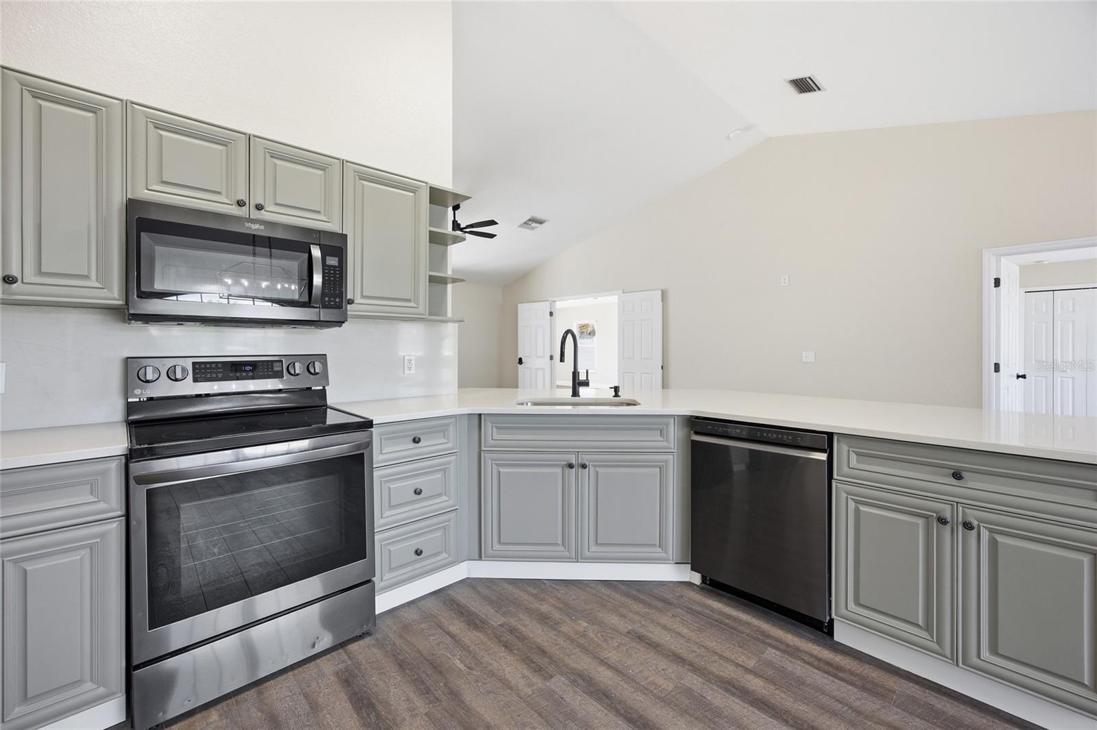 Image 8 of 30 For 10058 105th Place