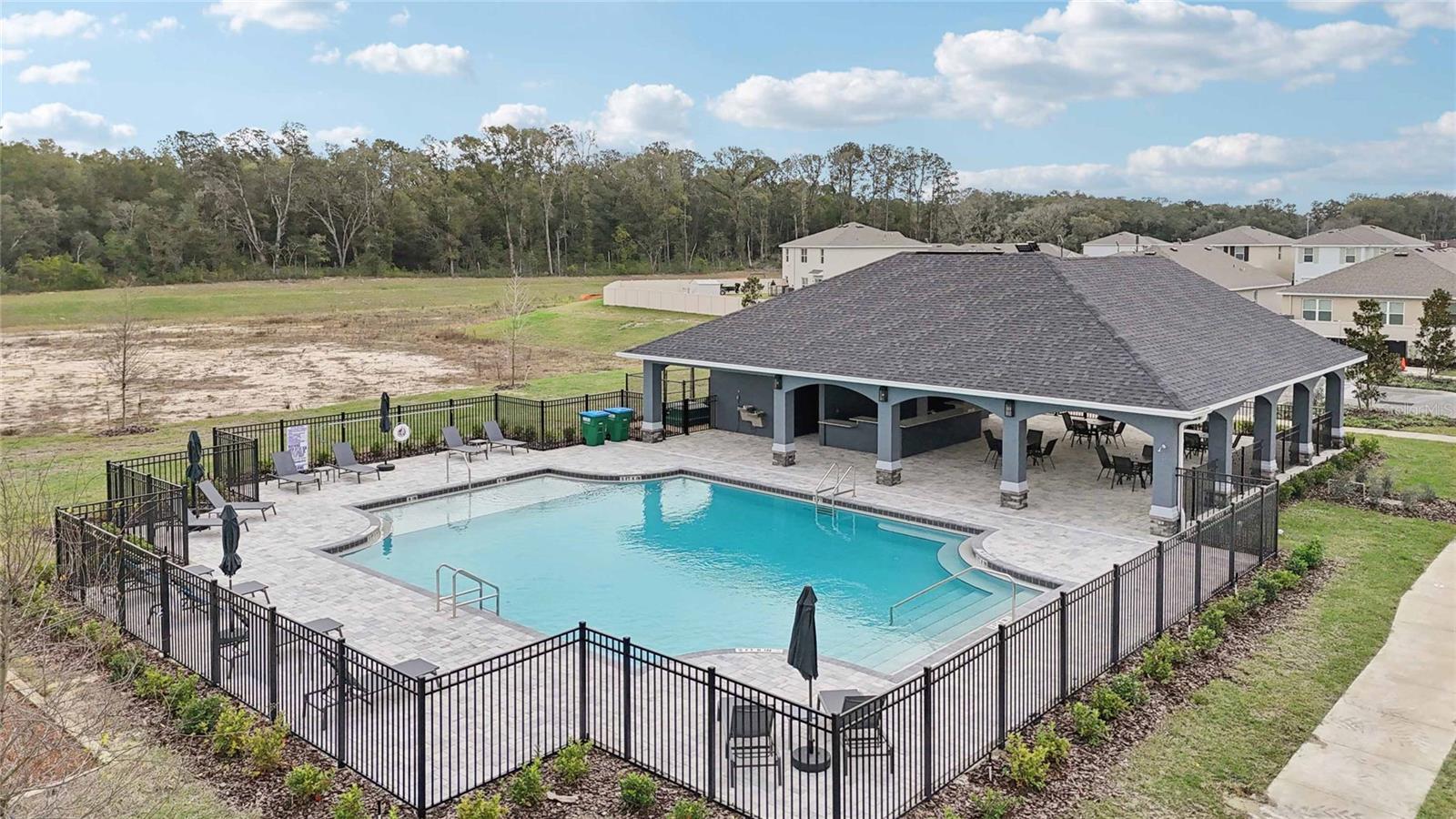 Image 30 of 38 For 2074 28th Place