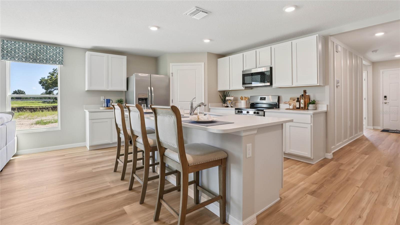 Image 5 of 38 For 2074 28th Place