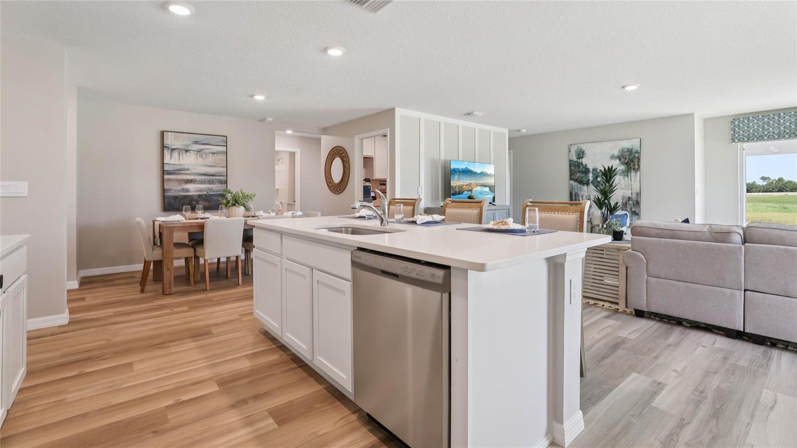 Image 7 of 38 For 2074 28th Place