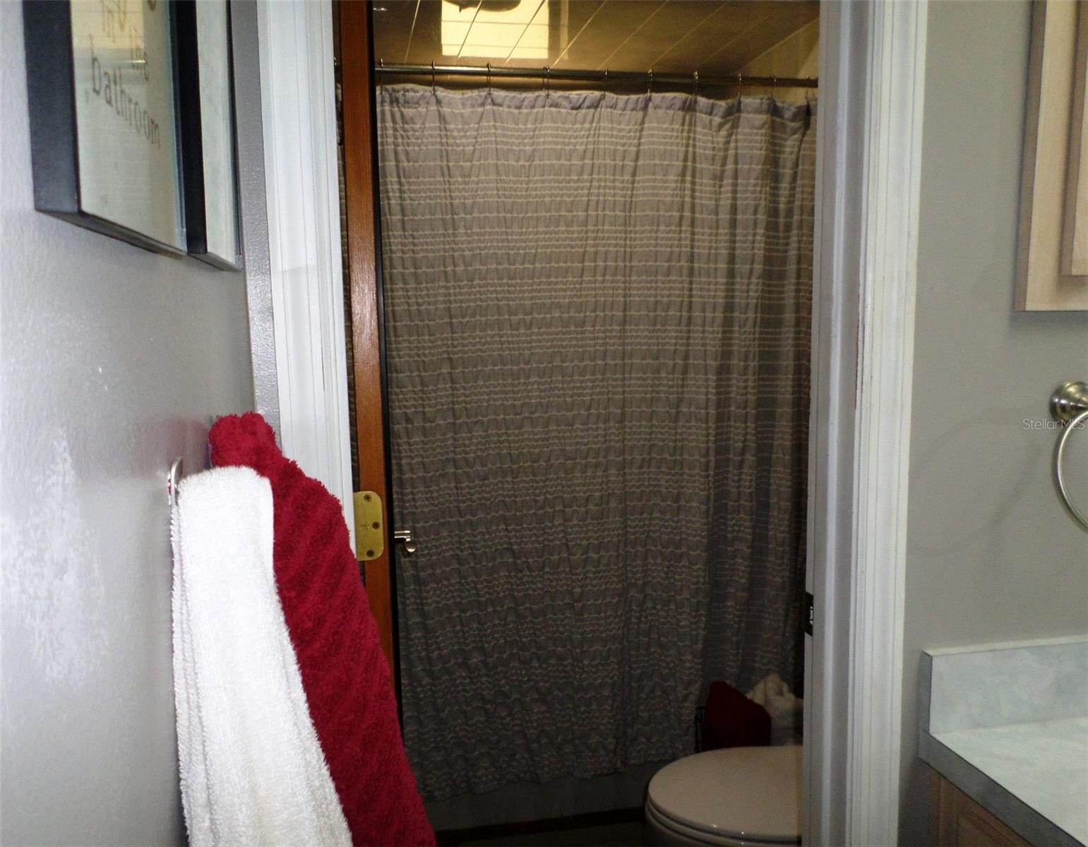 Image 16 of 28 For 1361 Saint Elizabeth Place