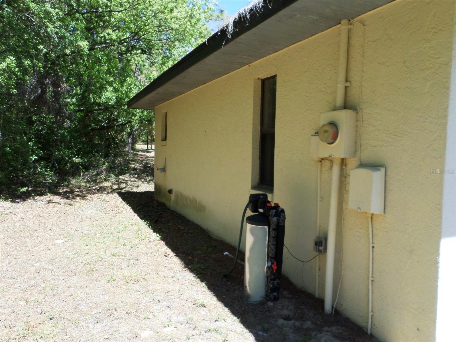 Image 25 of 28 For 1361 Saint Elizabeth Place