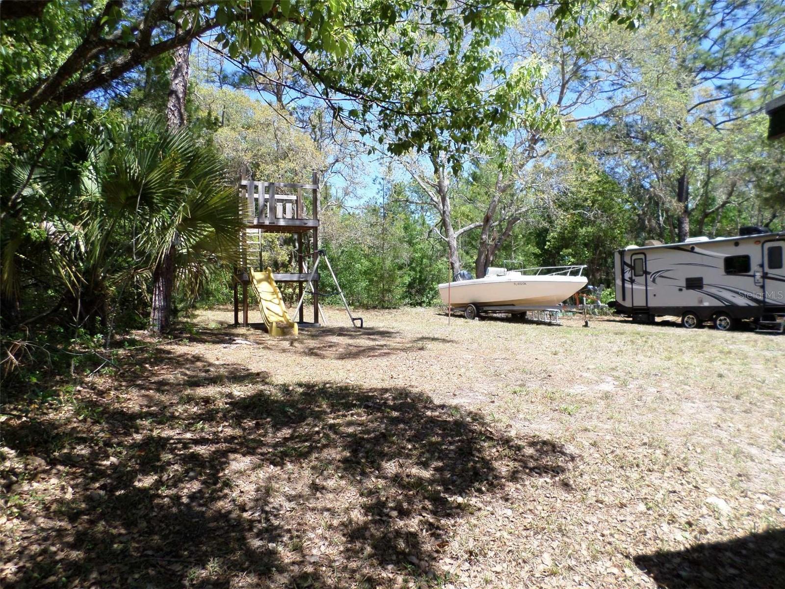 Image 26 of 28 For 1361 Saint Elizabeth Place