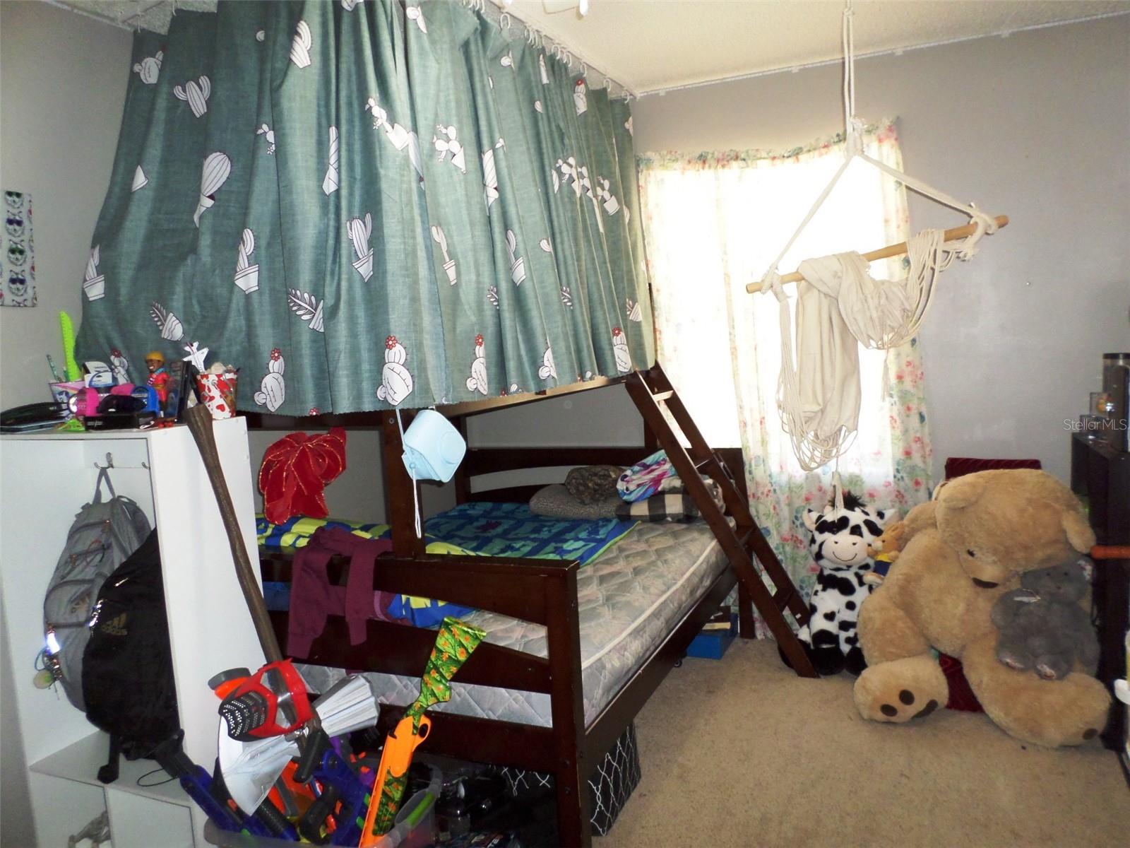 Image 8 of 28 For 1361 Saint Elizabeth Place