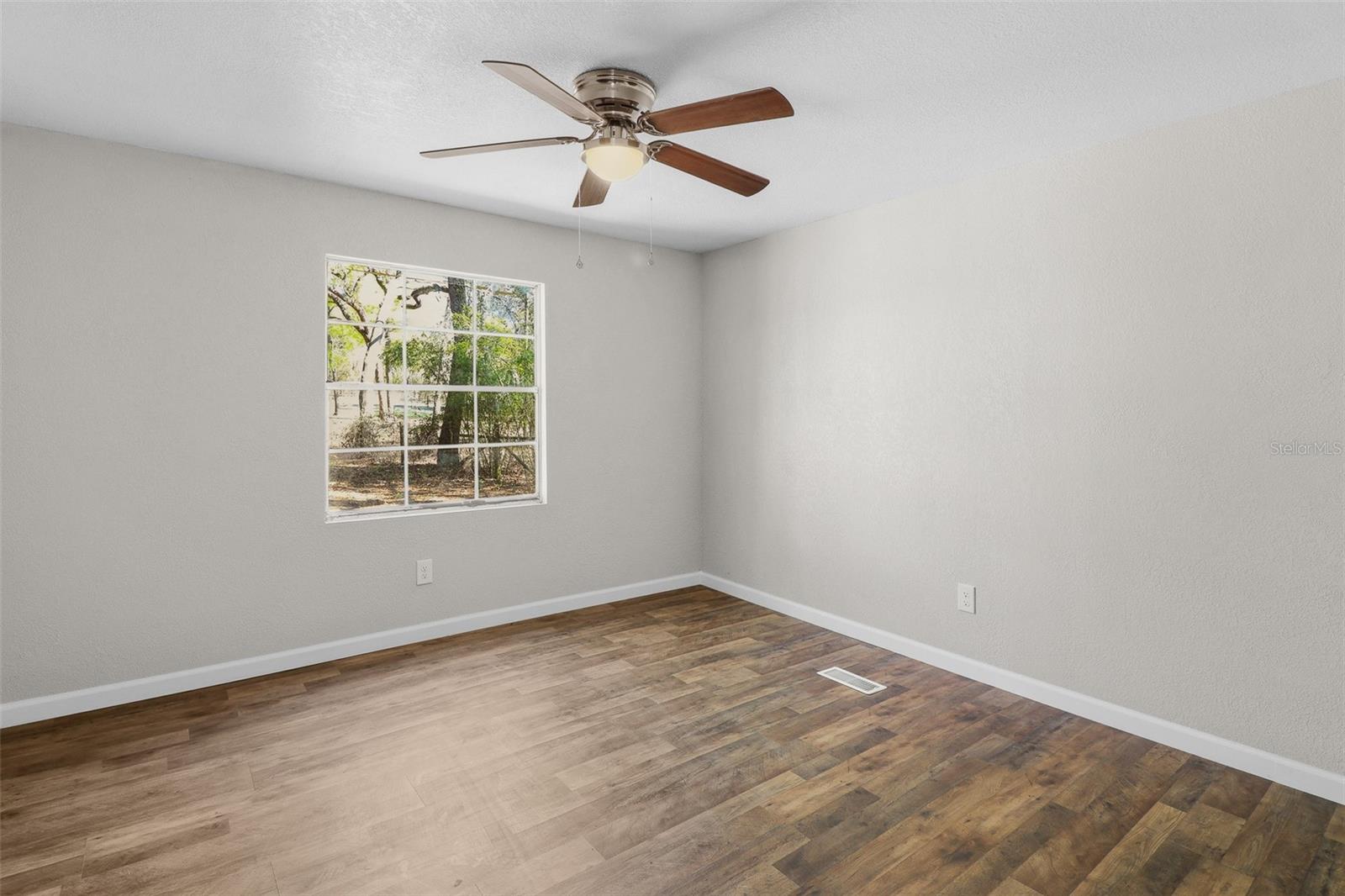 Image 12 of 26 For 6111 Klare Drive