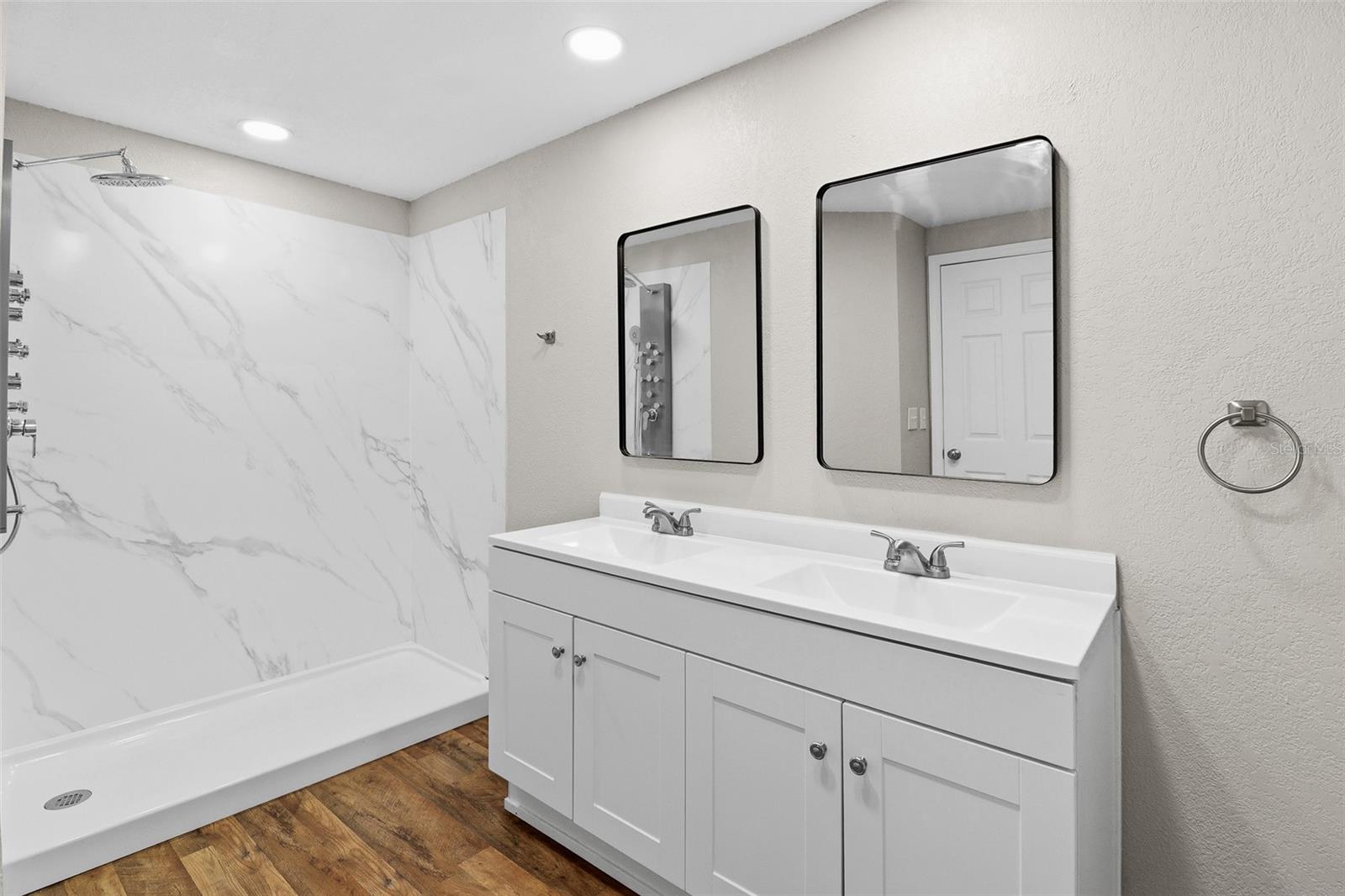 Image 13 of 26 For 6111 Klare Drive