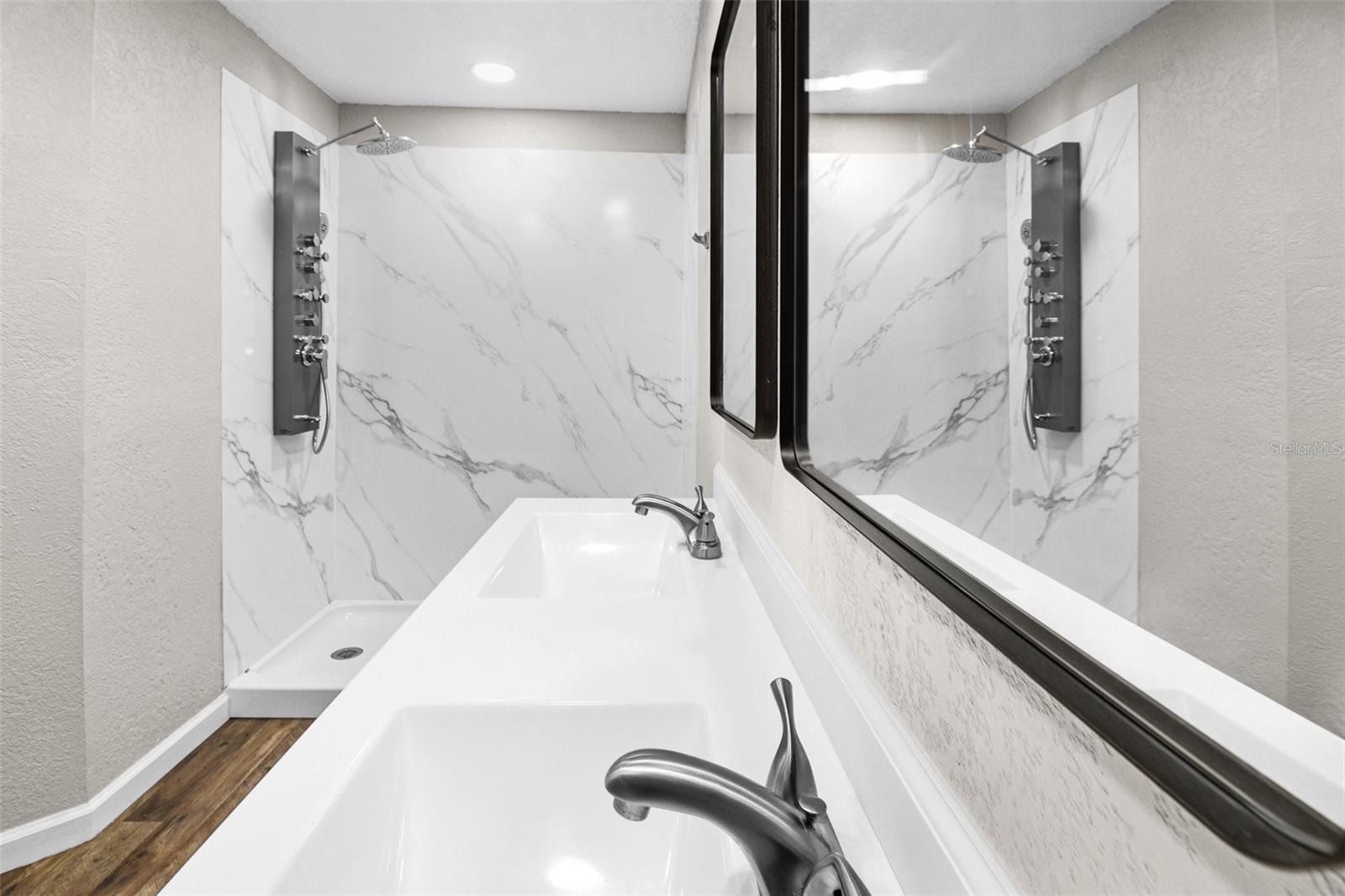 Image 14 of 26 For 6111 Klare Drive