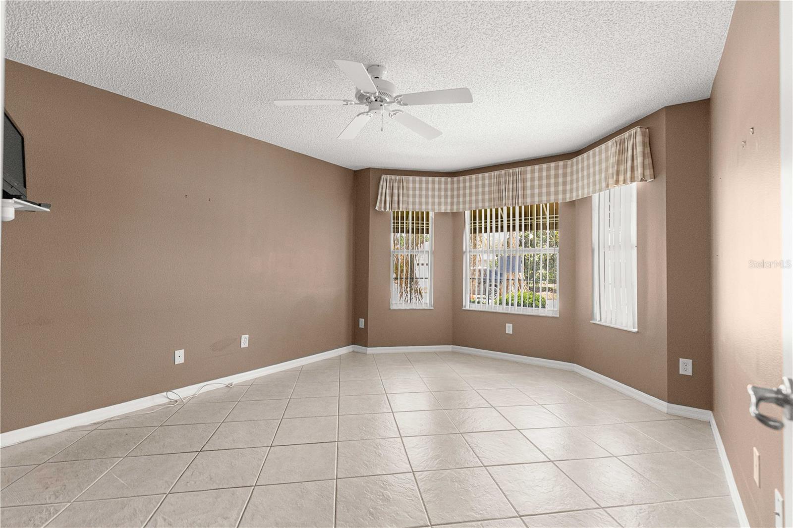 Image 35 of 69 For 16906 77th Northridge Court