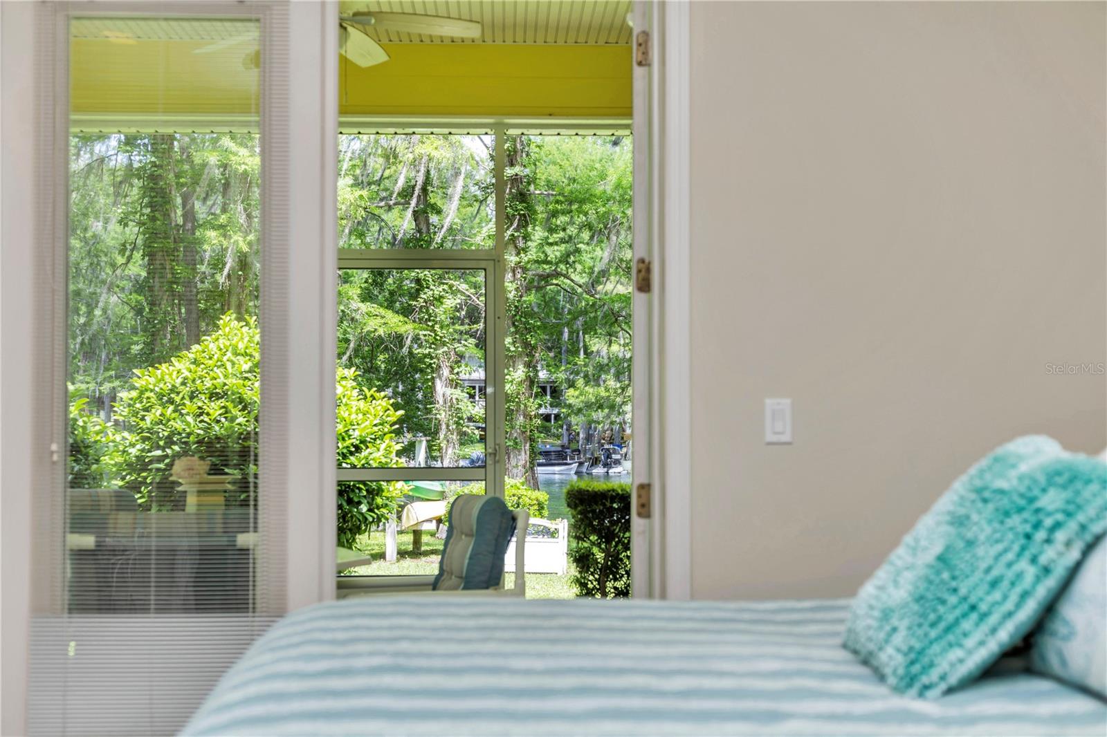 Image 19 of 43 For 11160 190th Avenue