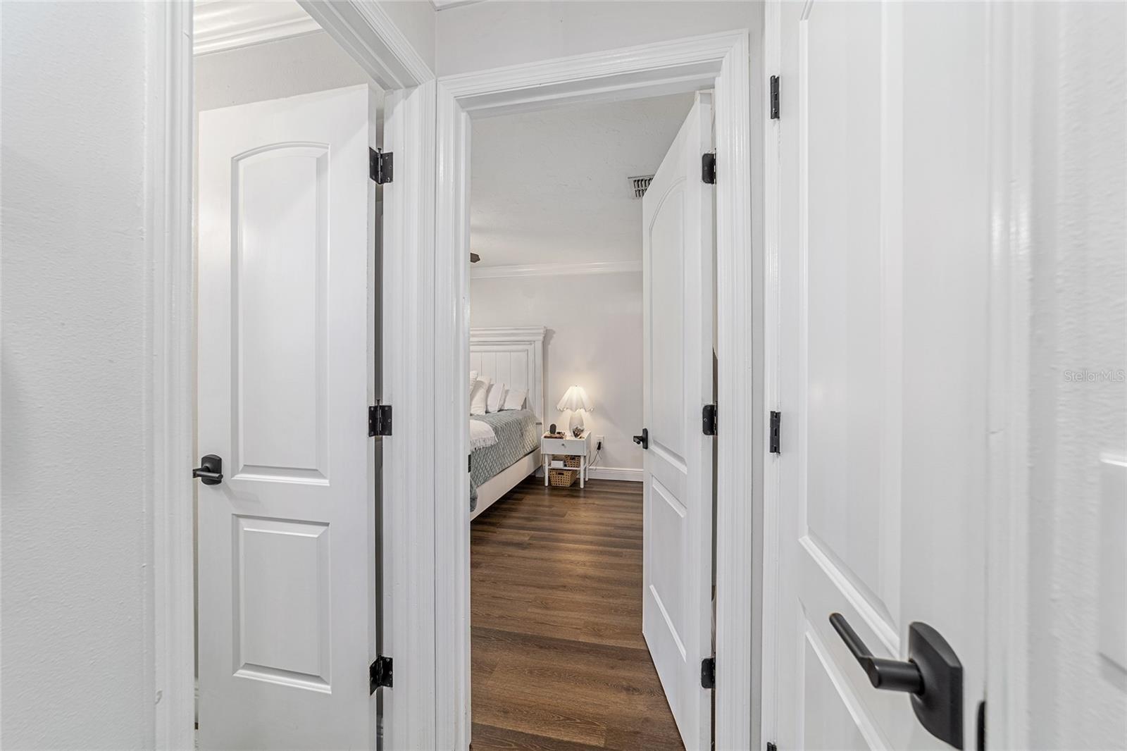 Image 19 of 53 For 2318 19th Circle