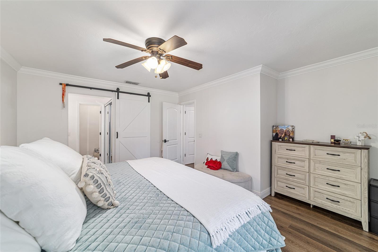 Image 22 of 53 For 2318 19th Circle