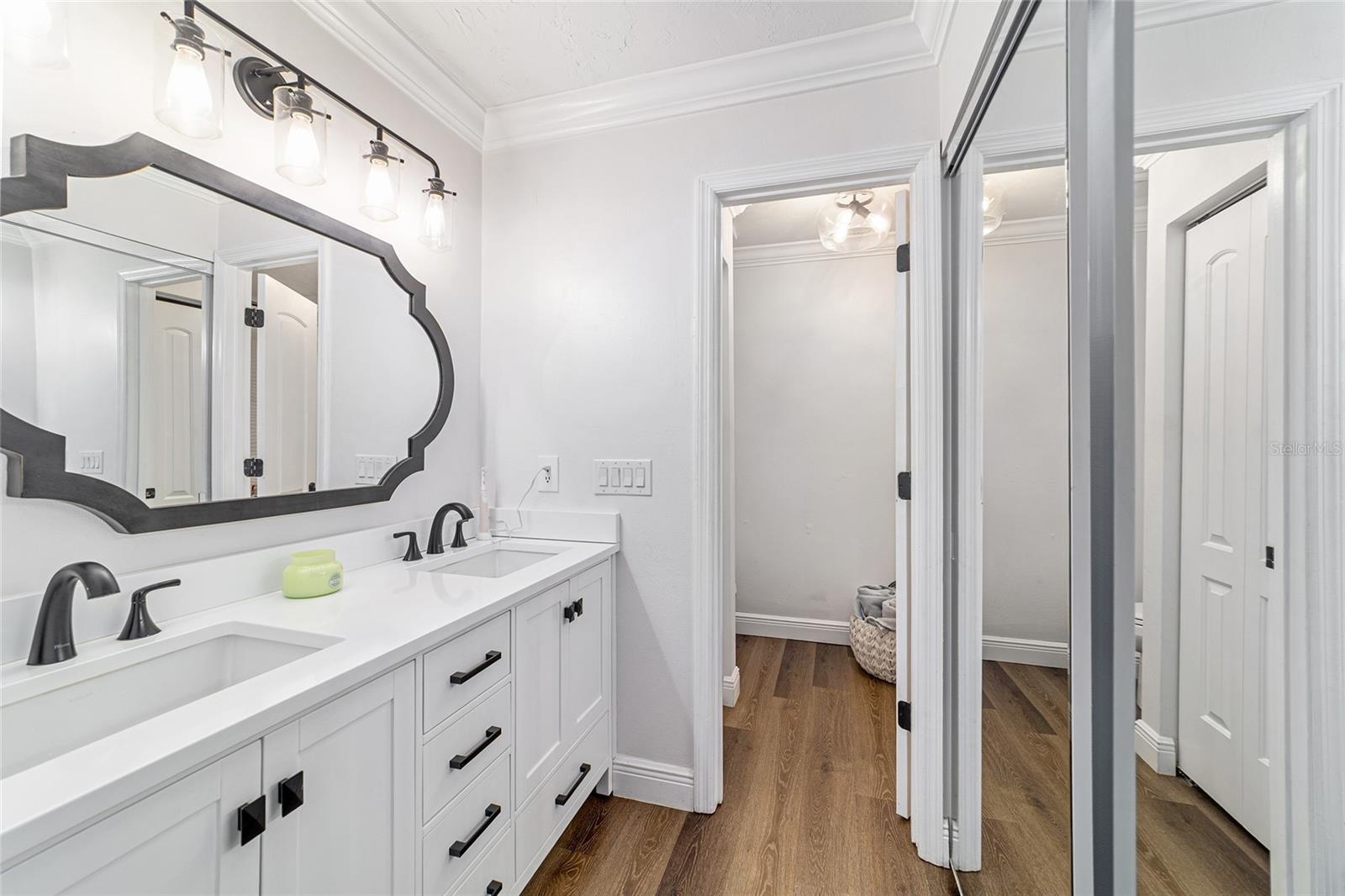 Image 24 of 53 For 2318 19th Circle