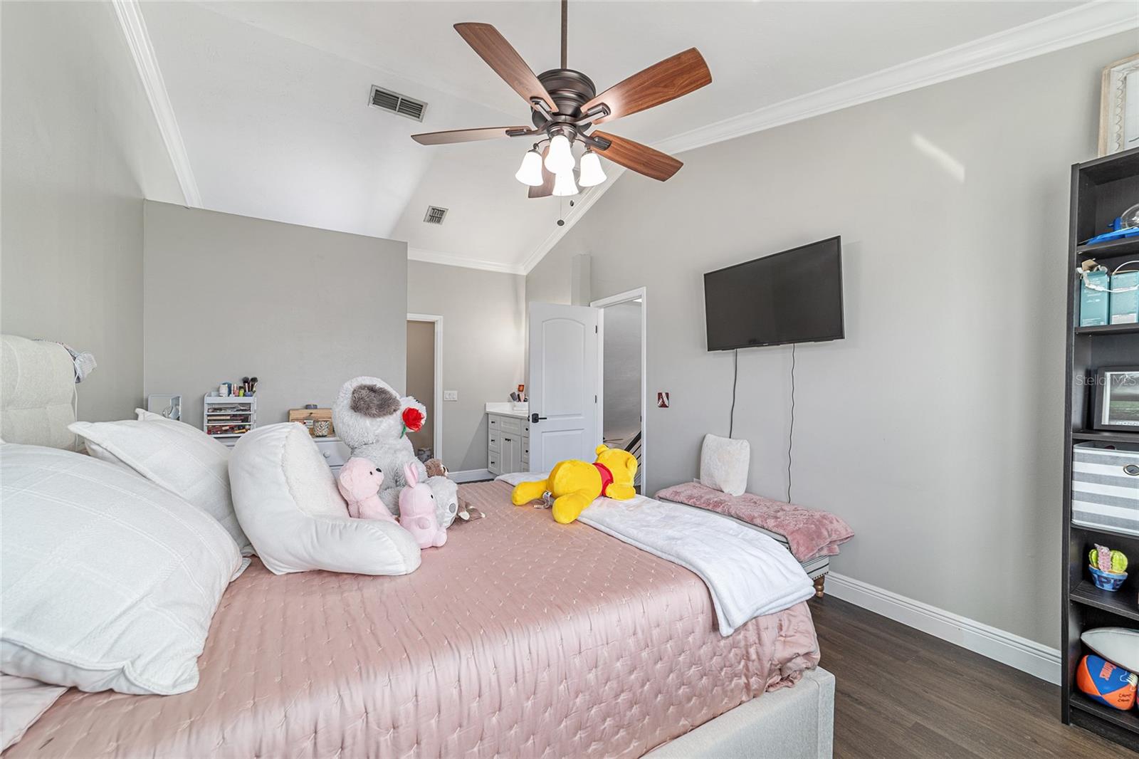 Image 36 of 53 For 2318 19th Circle