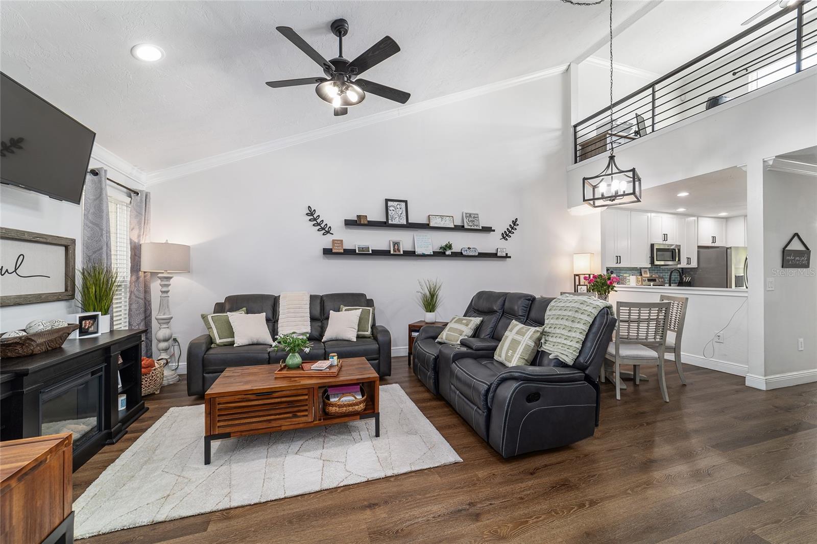 Image 6 of 53 For 2318 19th Circle