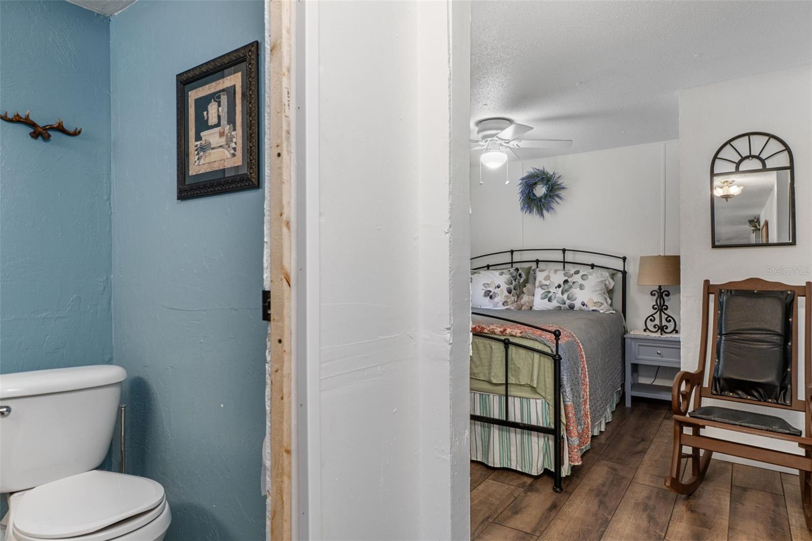 Image 21 of 45 For 6946 Channel Drive