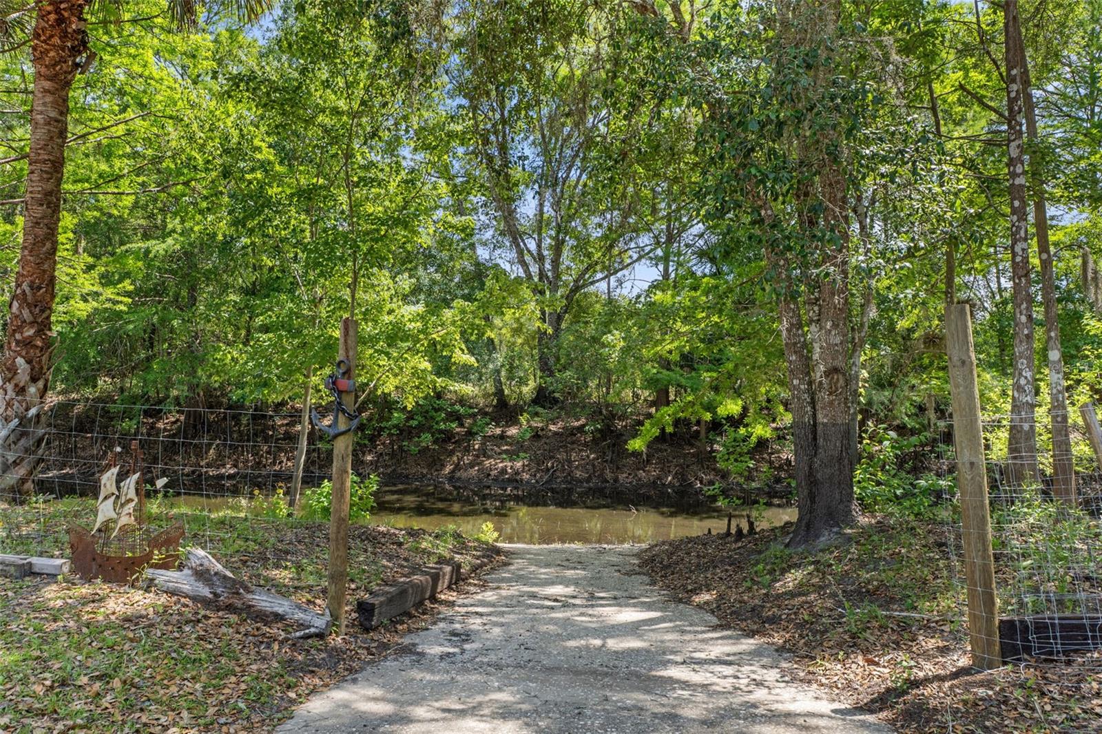 Image 35 of 45 For 6946 Channel Drive