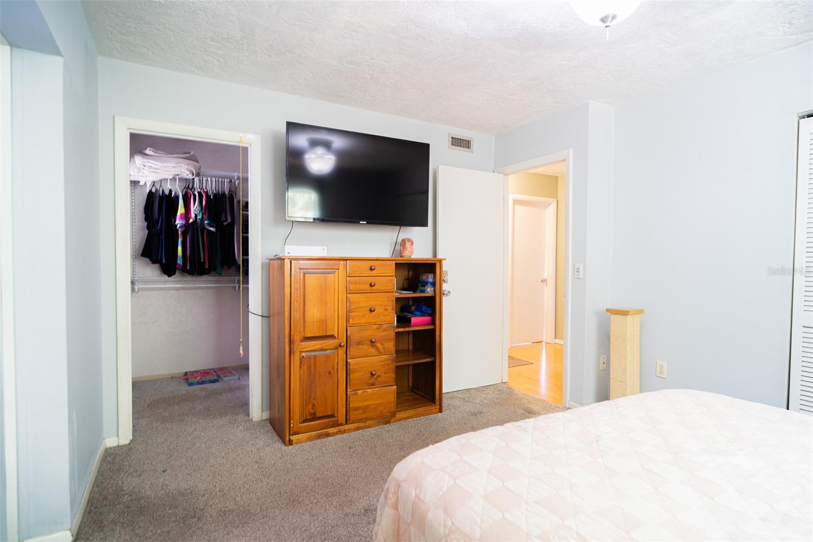 Image 18 of 39 For 707 Howard Street