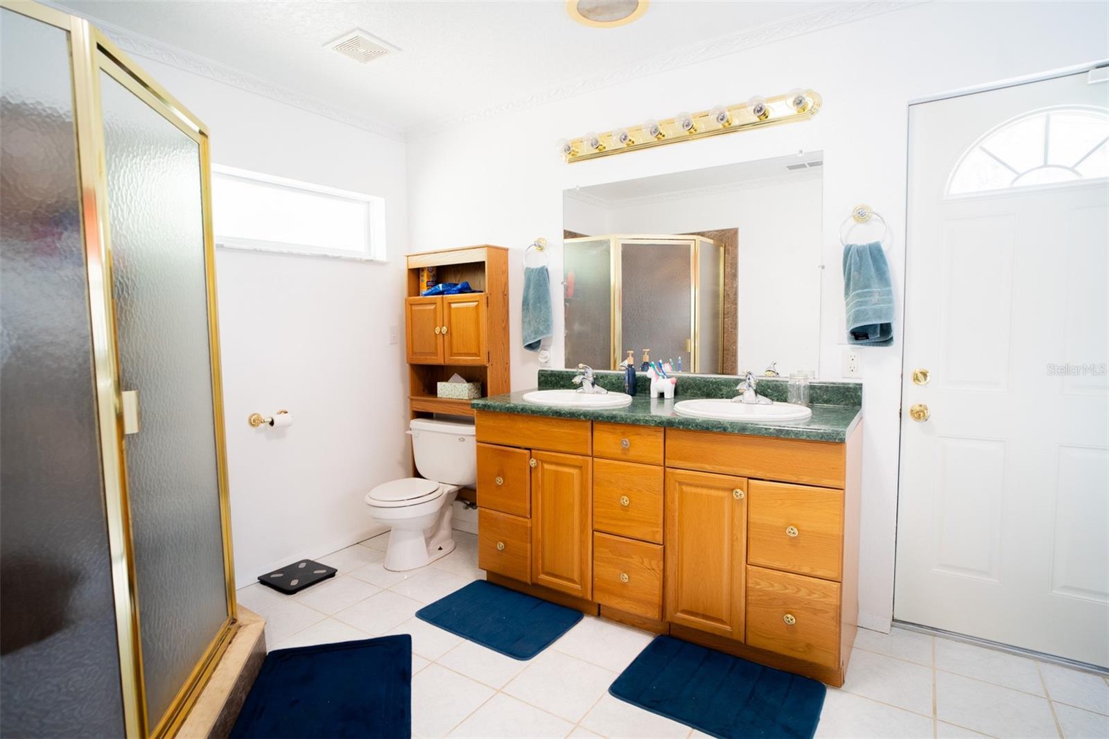 Image 19 of 39 For 707 Howard Street