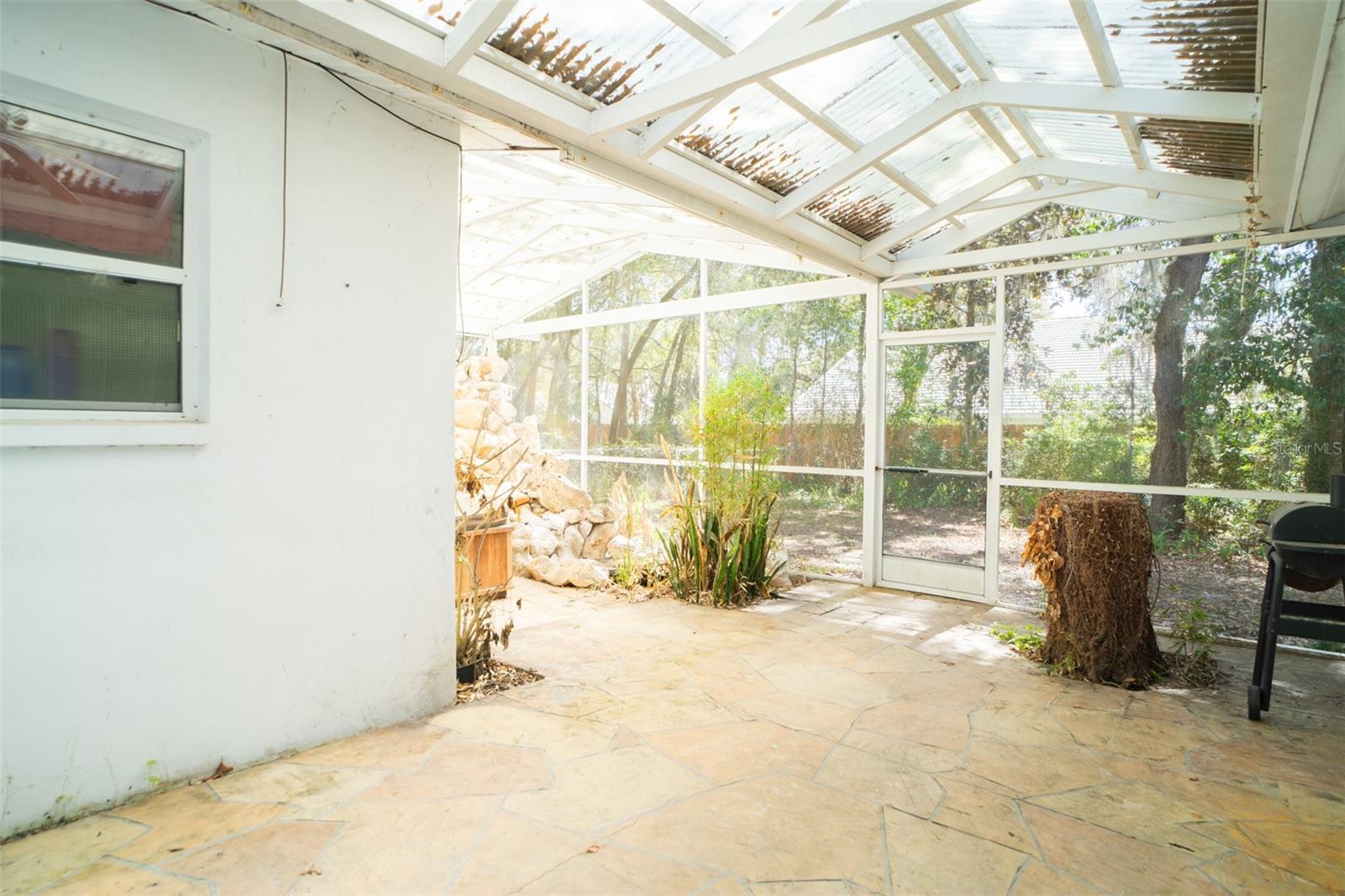 Image 23 of 39 For 707 Howard Street