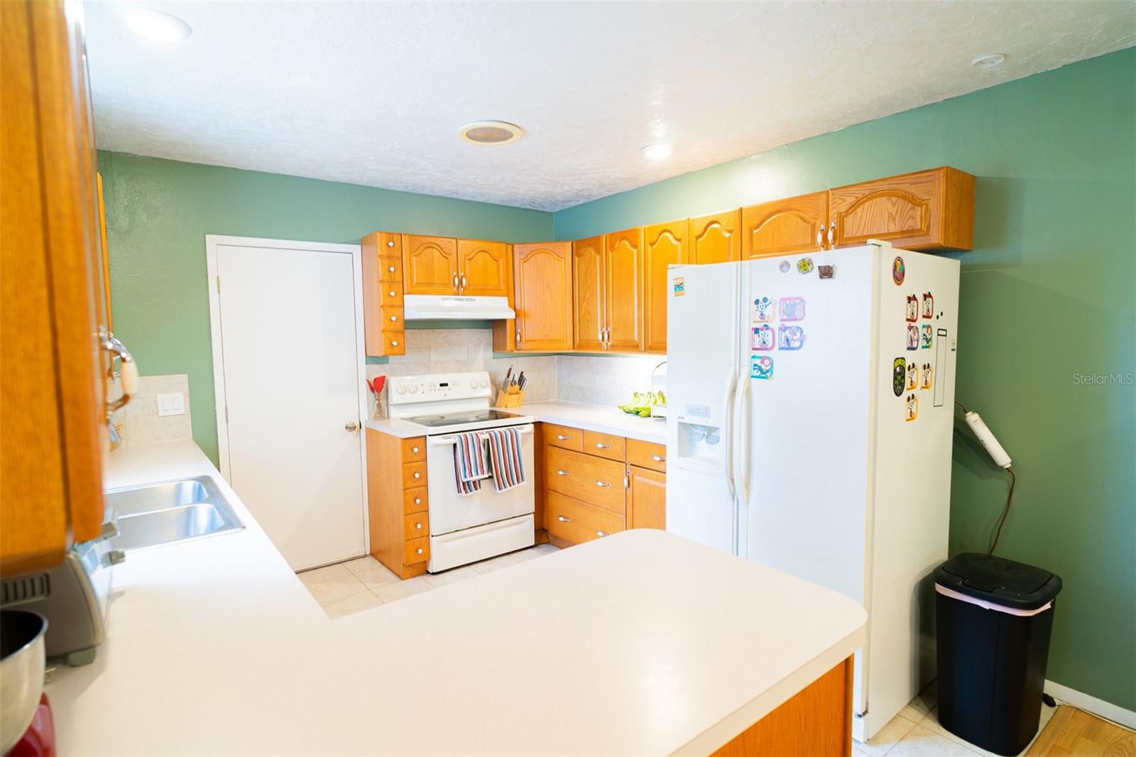 Image 8 of 39 For 707 Howard Street