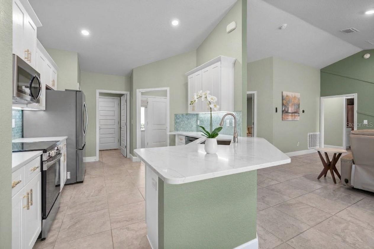 Image 7 of 35 For 9696 157th Place