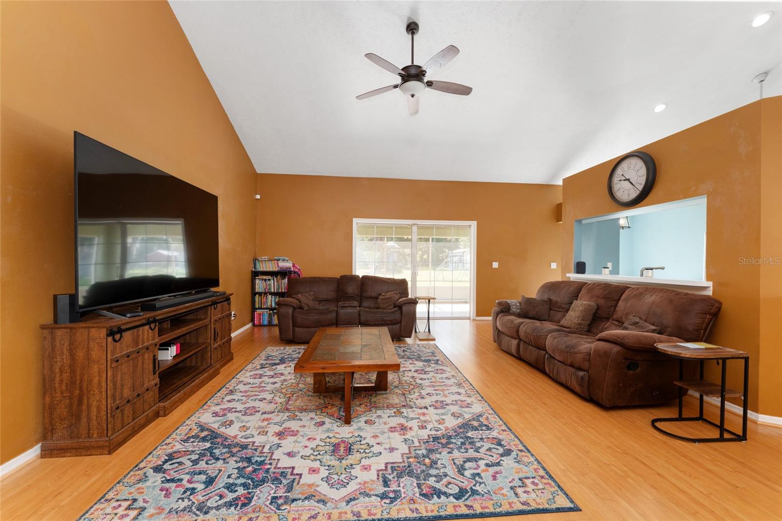 Image 11 of 36 For 10637 73rd Avenue