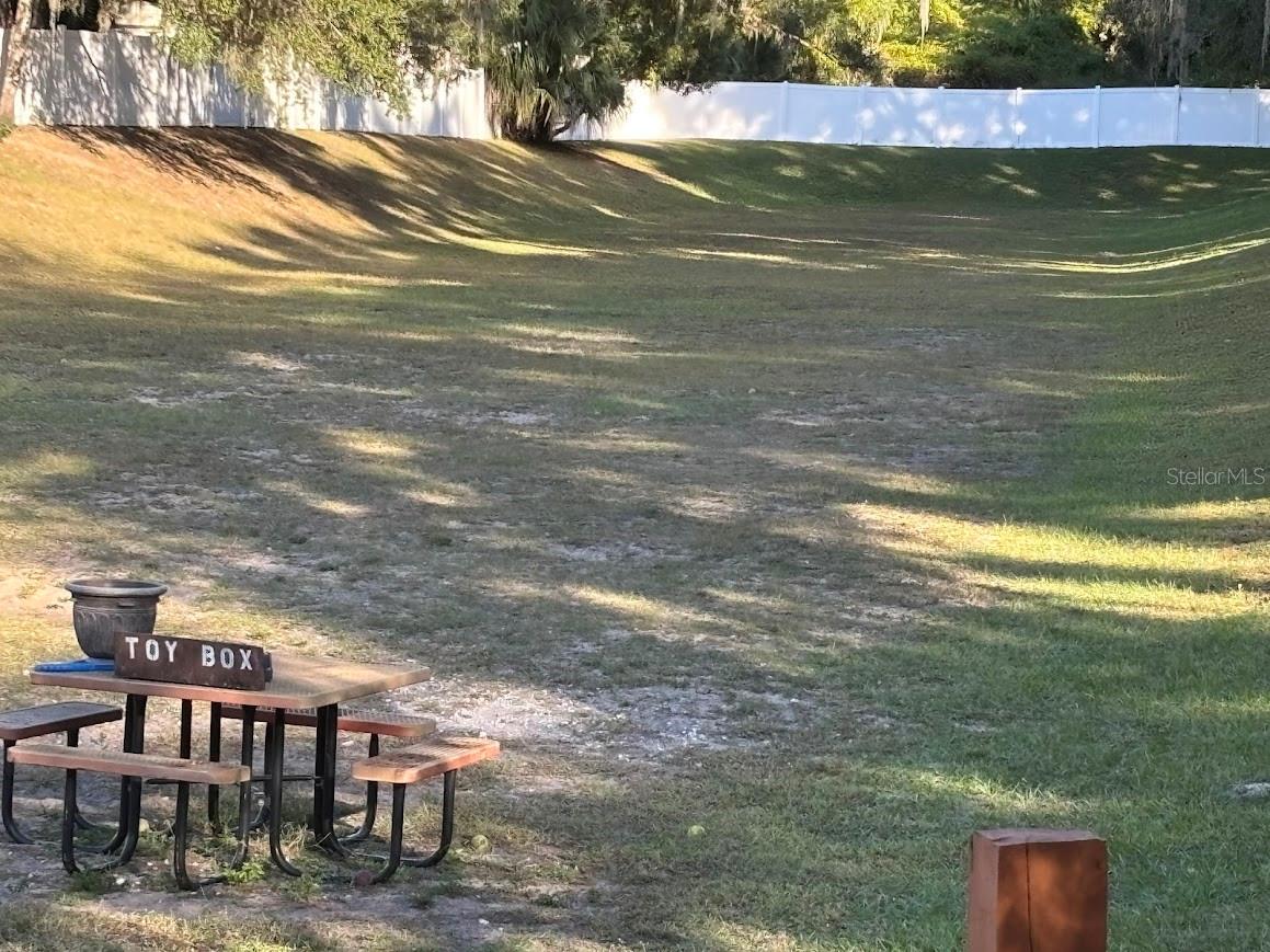 Image 12 of 25 For 25238 144th Street