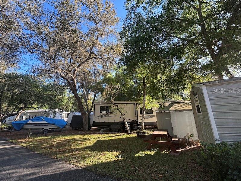 Image 6 of 25 For 25238 144th Street