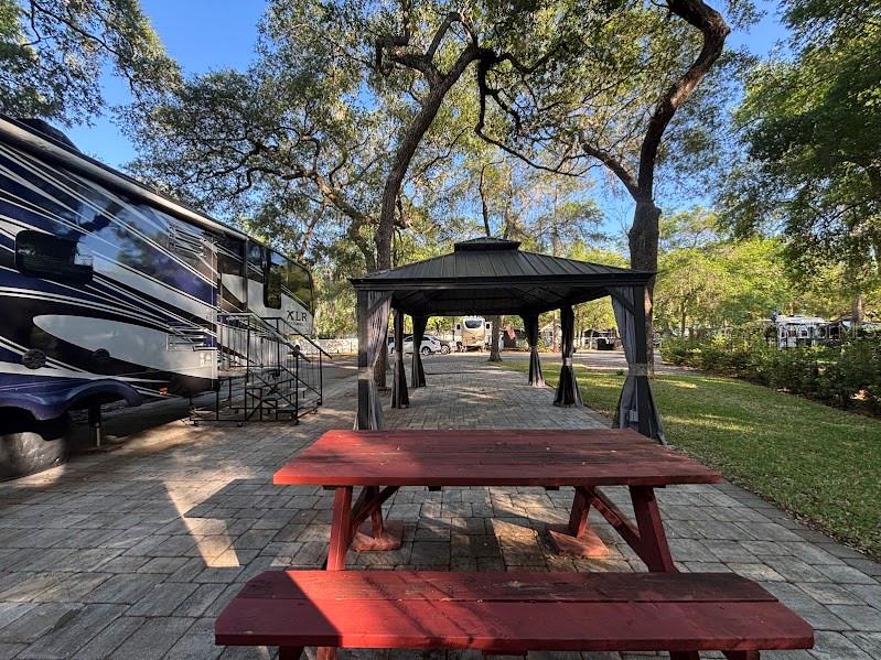 Image 10 of 39 For 14262 252nd Court Road 198