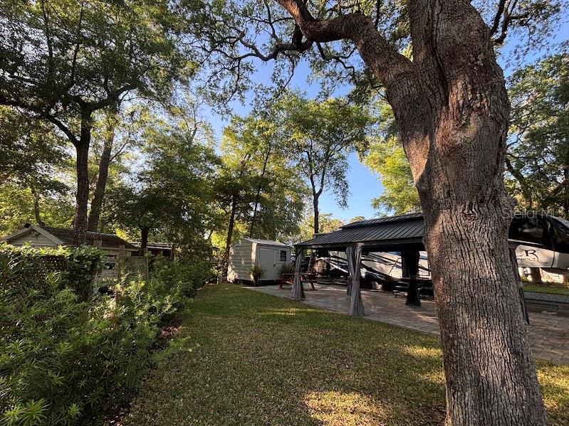 Image 6 of 39 For 14262 252nd Court Road 198