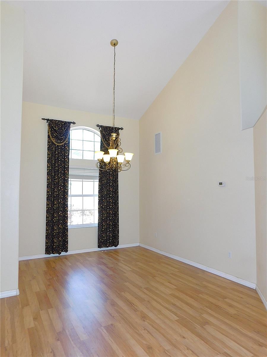 Image 18 of 89 For 1203 49th Avenue