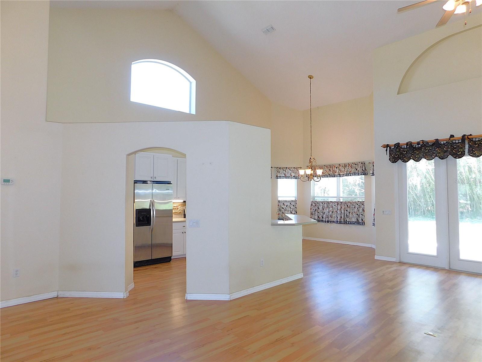 Image 19 of 89 For 1203 49th Avenue