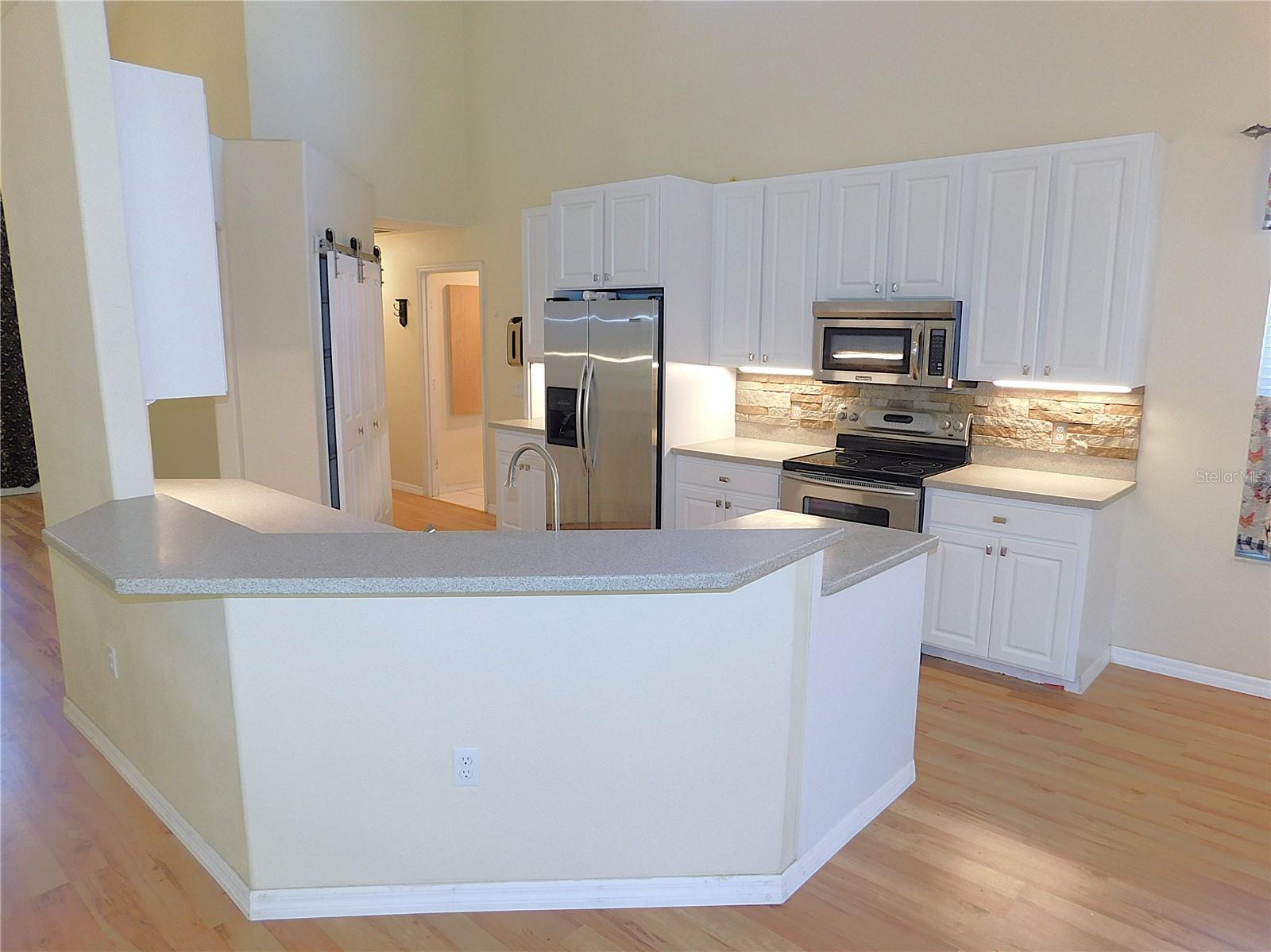 Image 21 of 89 For 1203 49th Avenue