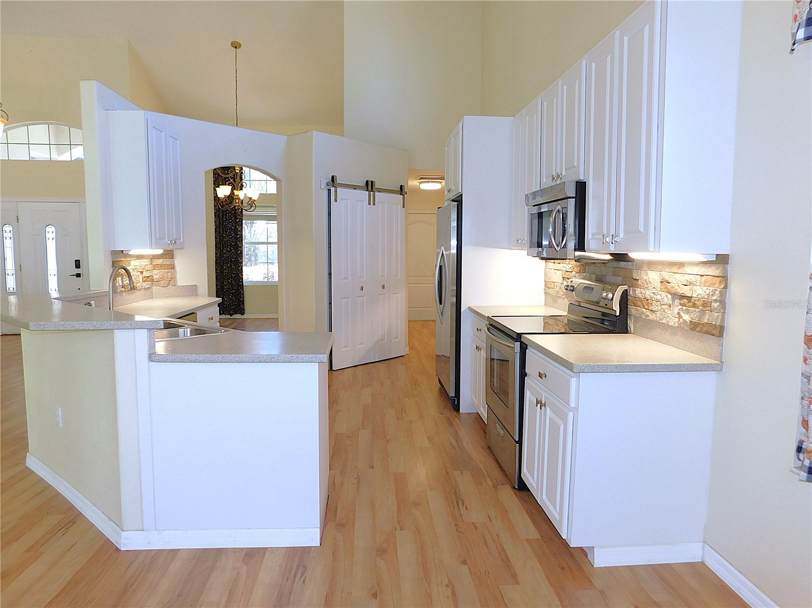 Image 22 of 89 For 1203 49th Avenue