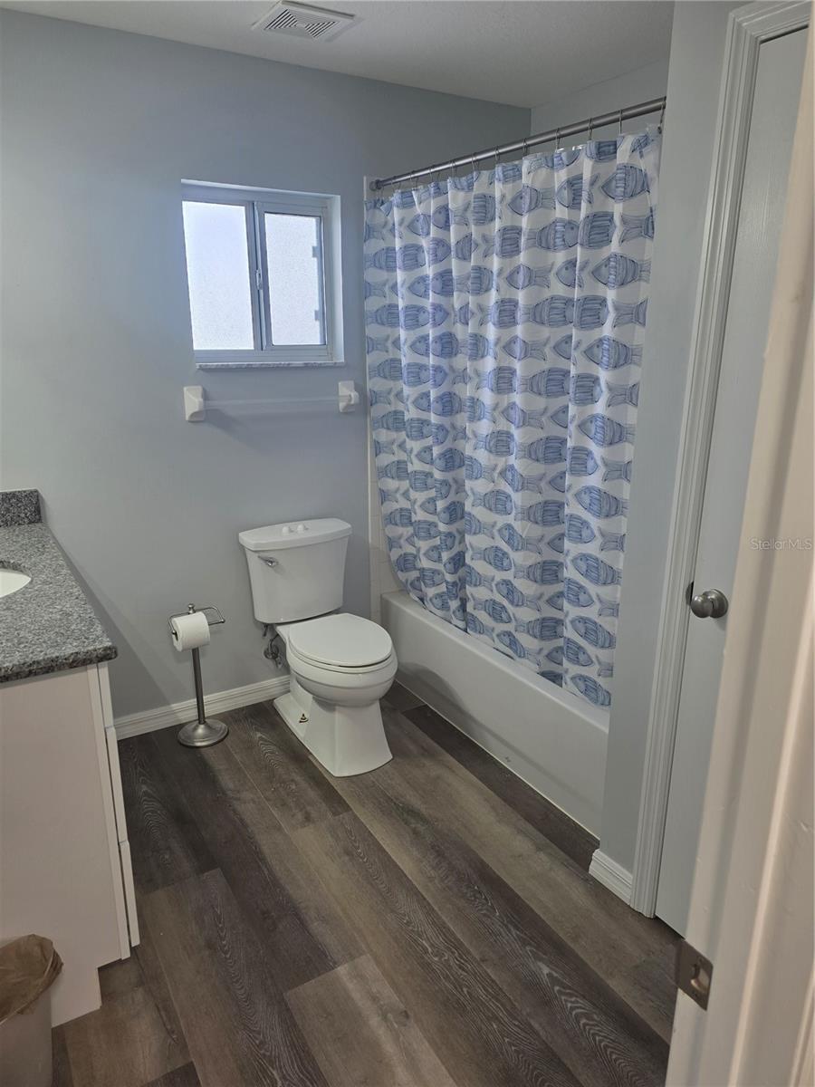 Image 10 of 21 For 9951 62nd Terrace