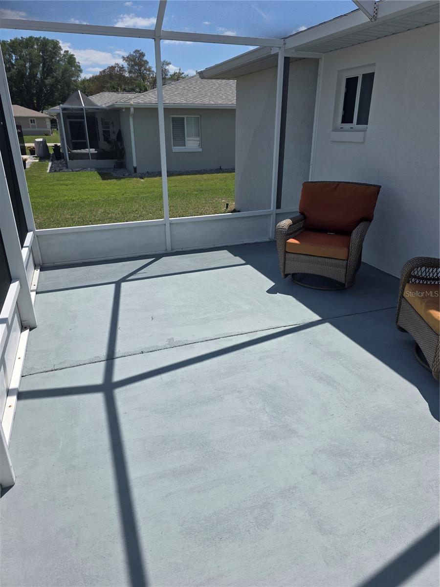 Image 4 of 21 For 9951 62nd Terrace