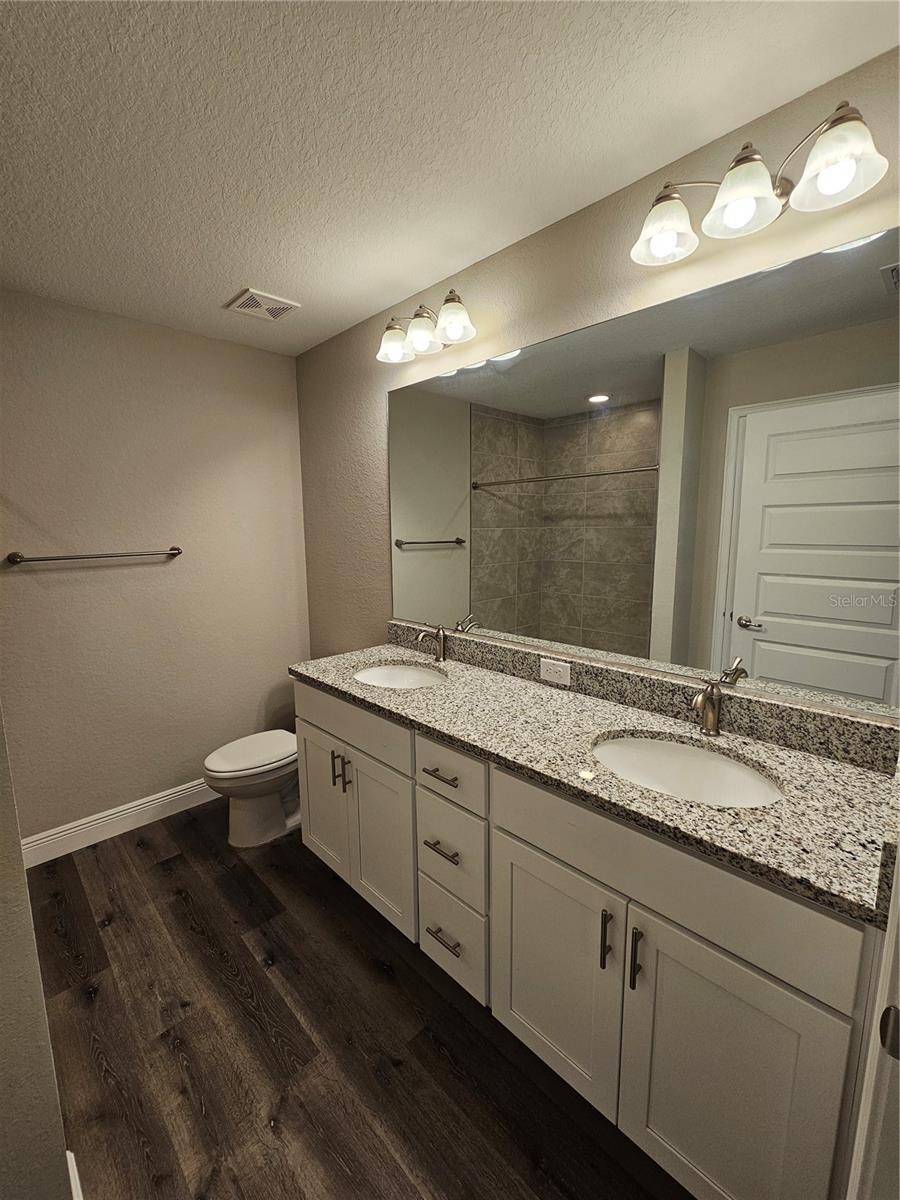 Image 17 of 30 For 16 Larch Course Terrace