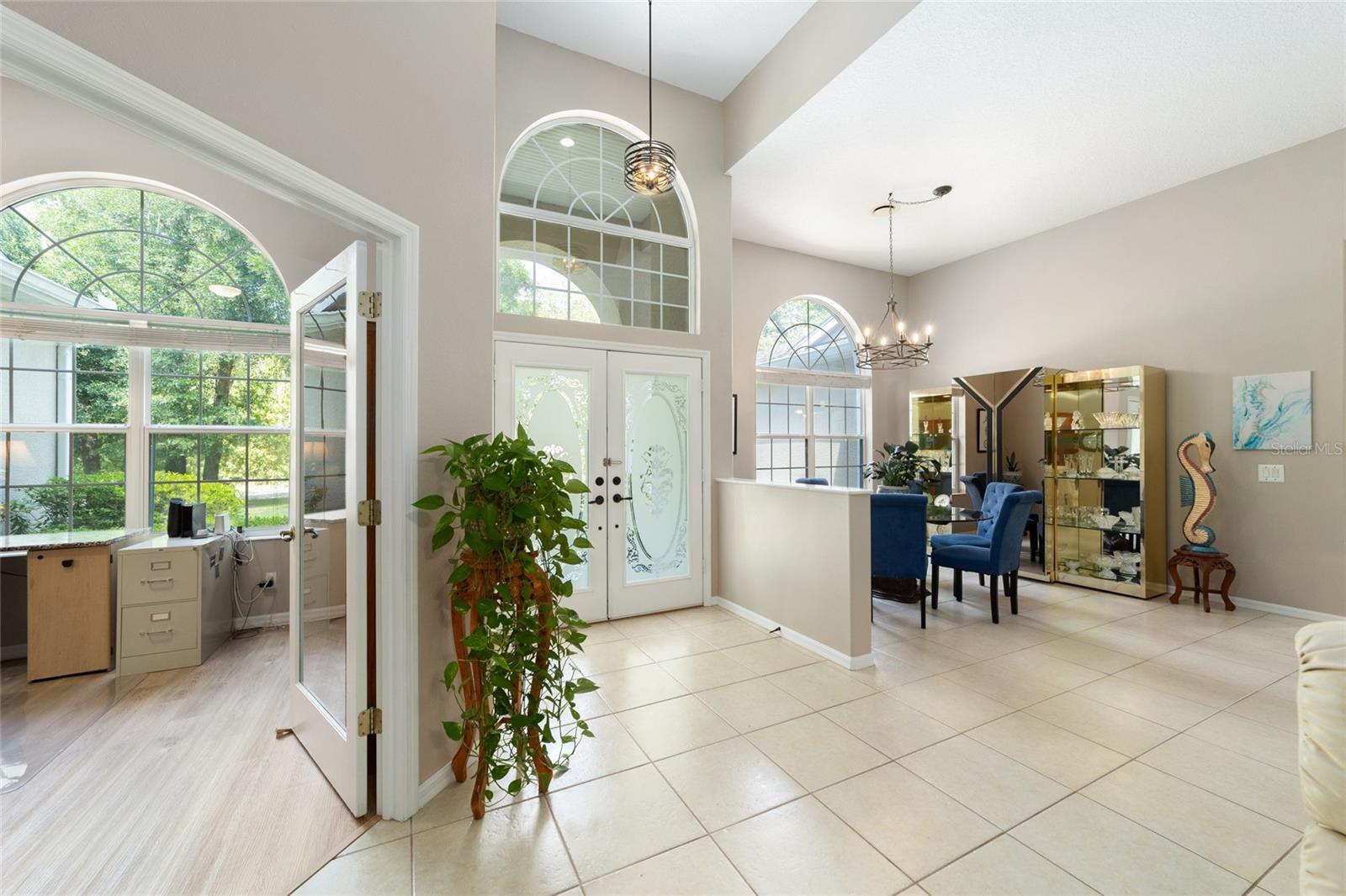 Image 13 of 82 For 4060 Kenvera Loop