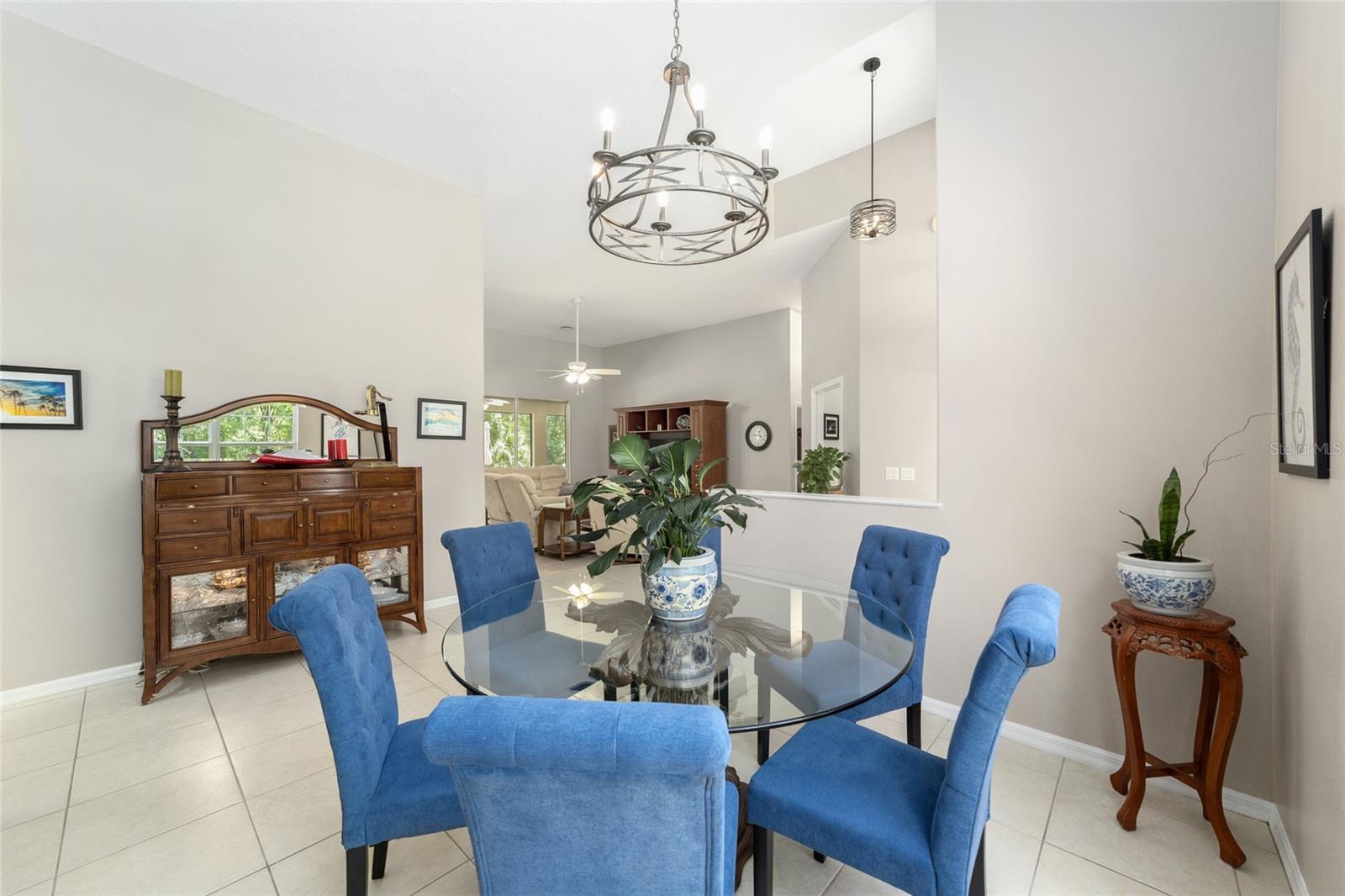 Image 16 of 82 For 4060 Kenvera Loop