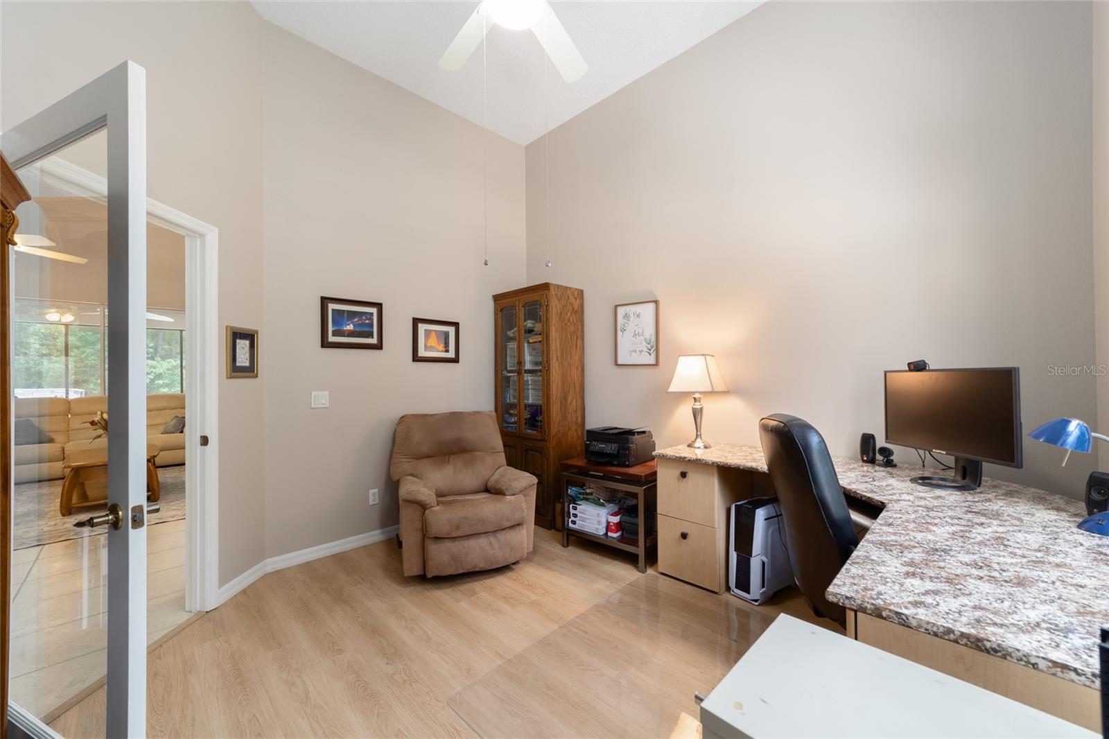 Image 36 of 82 For 4060 Kenvera Loop