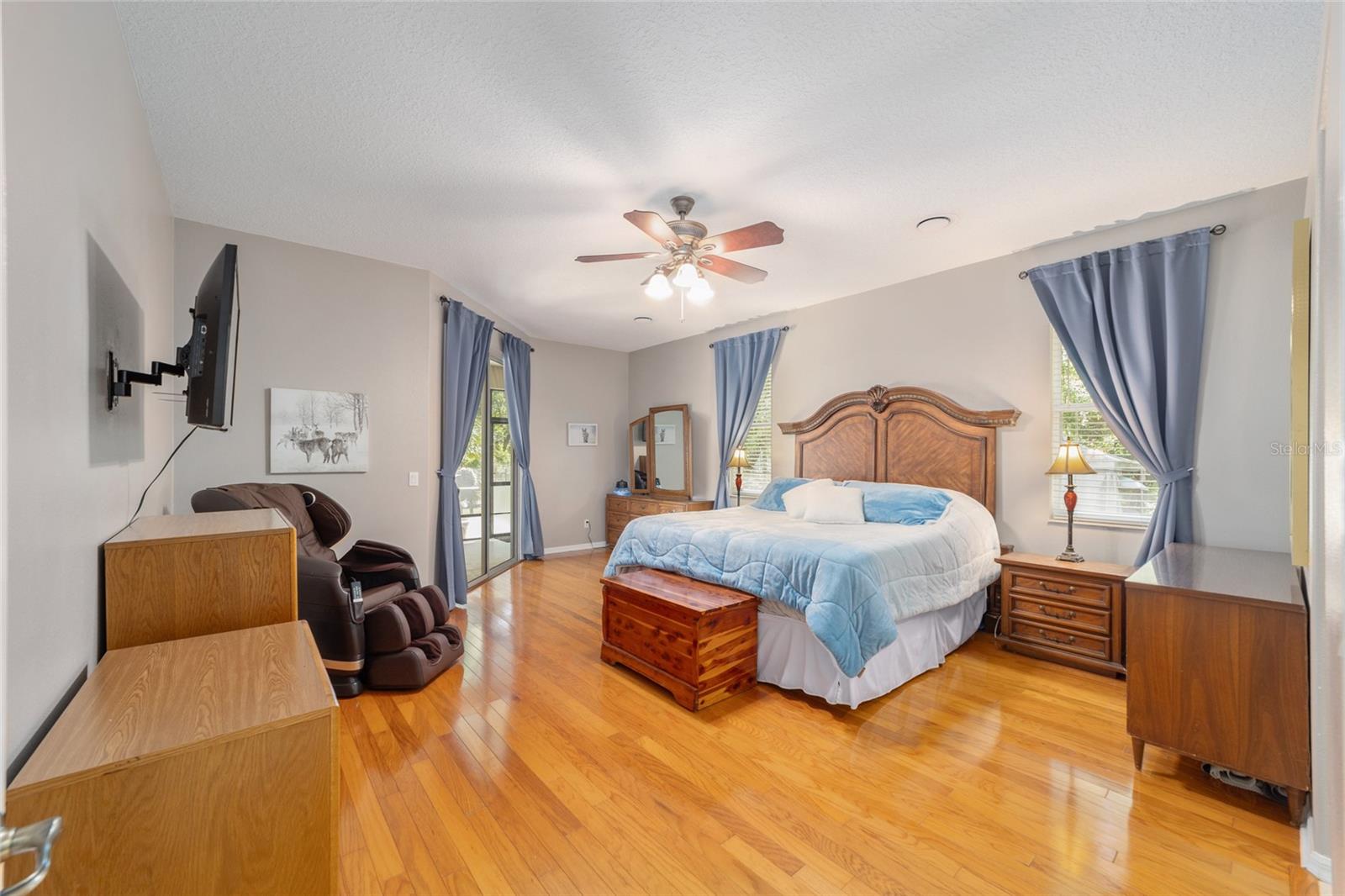 Image 37 of 82 For 4060 Kenvera Loop