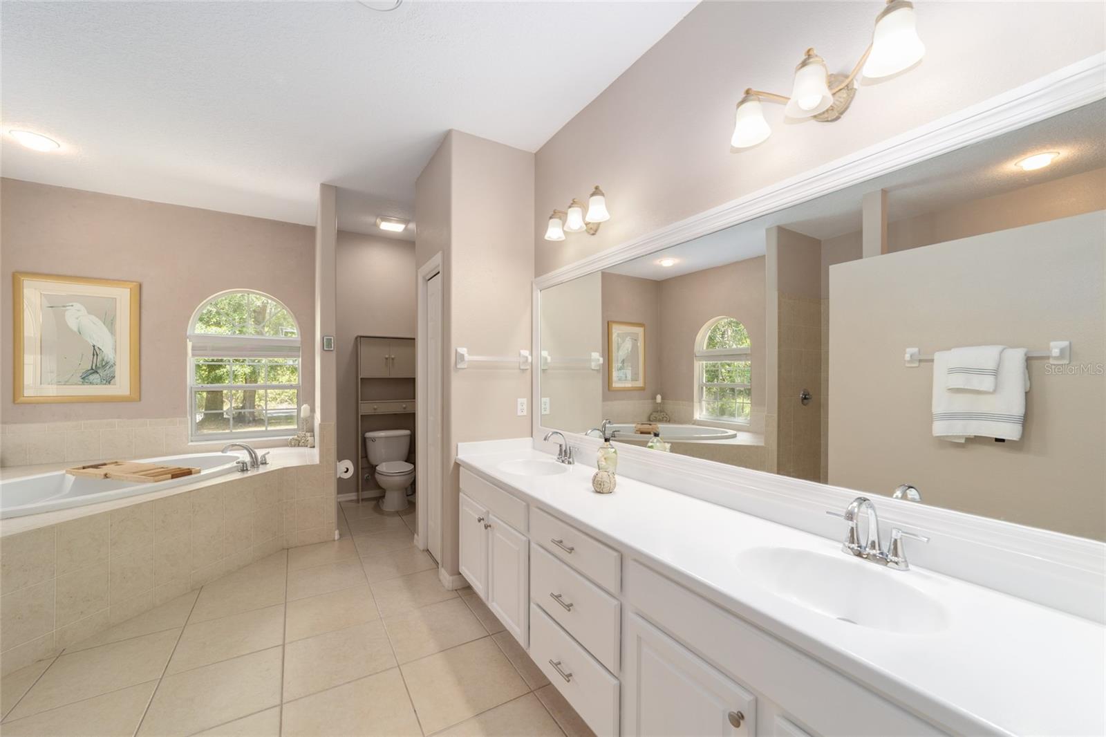 Image 42 of 82 For 4060 Kenvera Loop