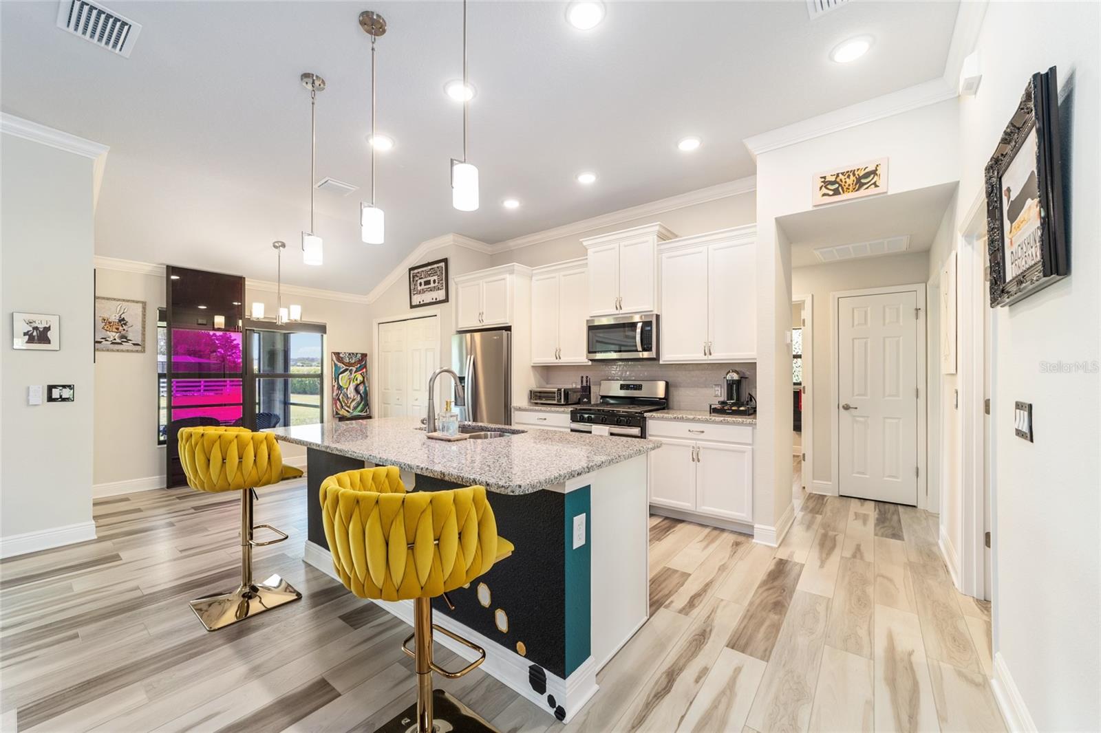 Image 19 of 61 For 38 Polestar Point