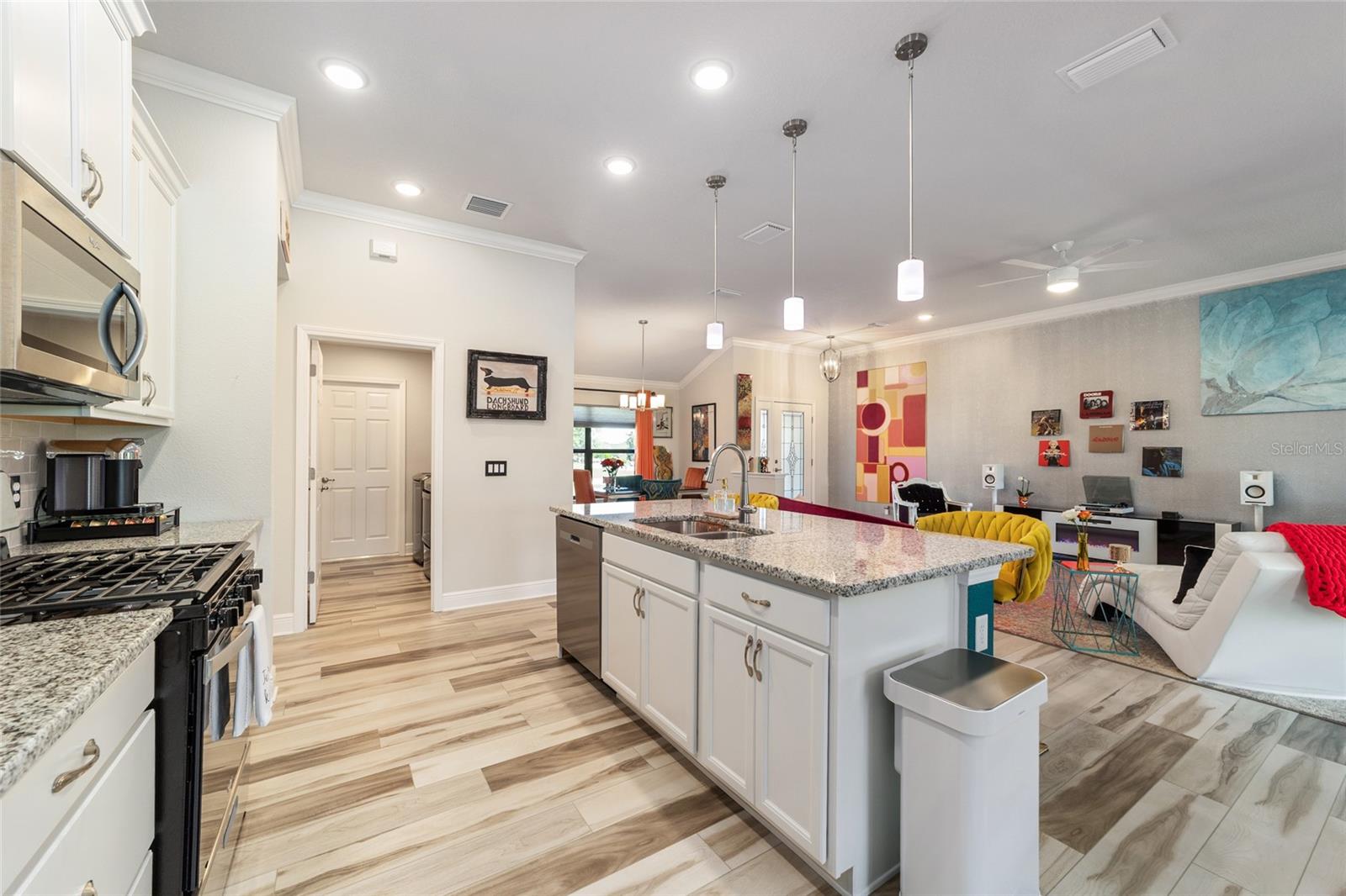 Image 22 of 61 For 38 Polestar Point