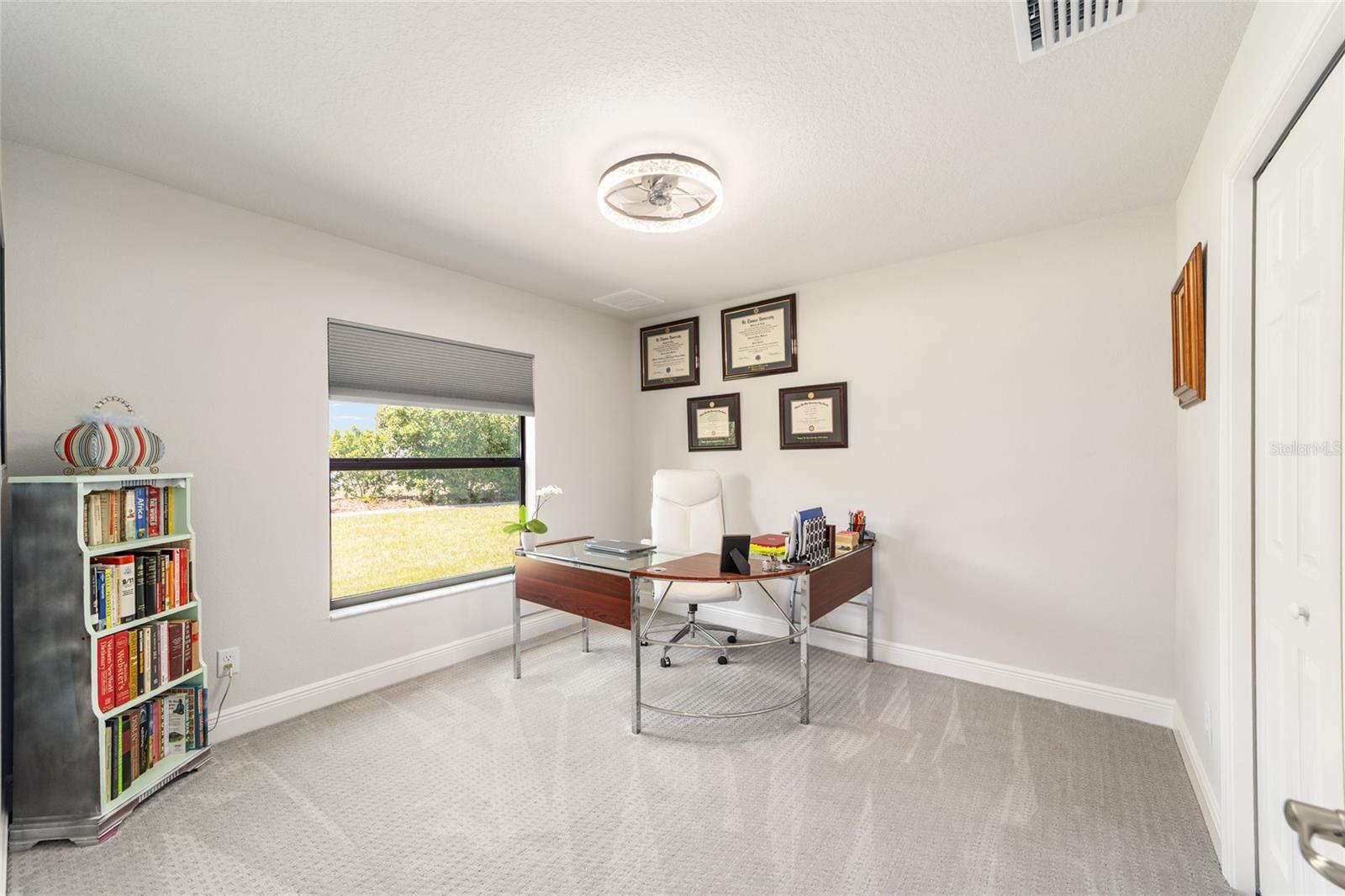 Image 35 of 61 For 38 Polestar Point