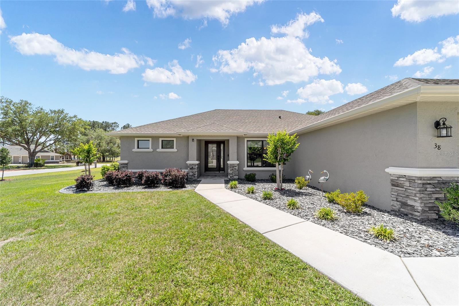 Image 4 of 61 For 38 Polestar Point